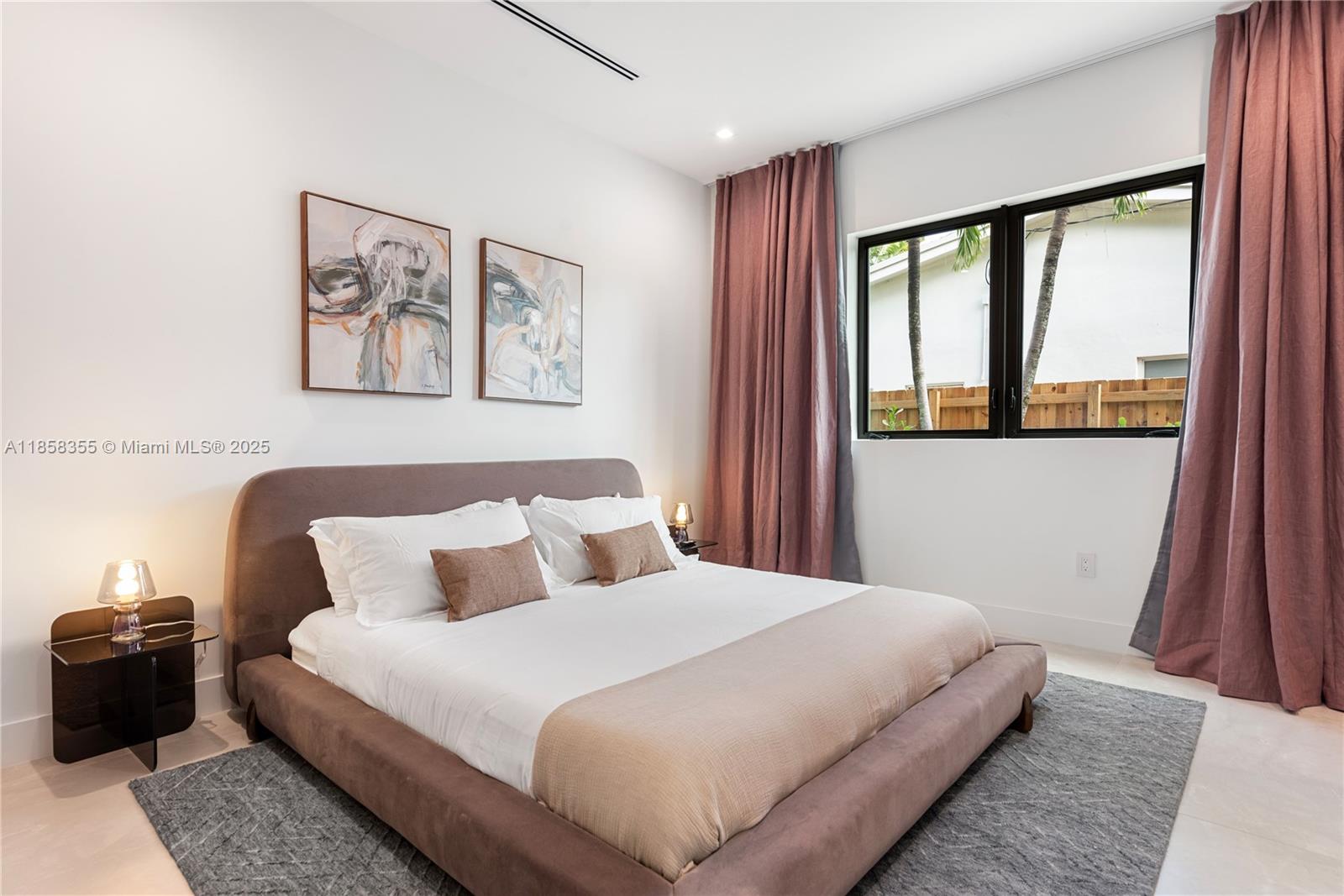 1960 NE 197th Ter Miami, FL 33179