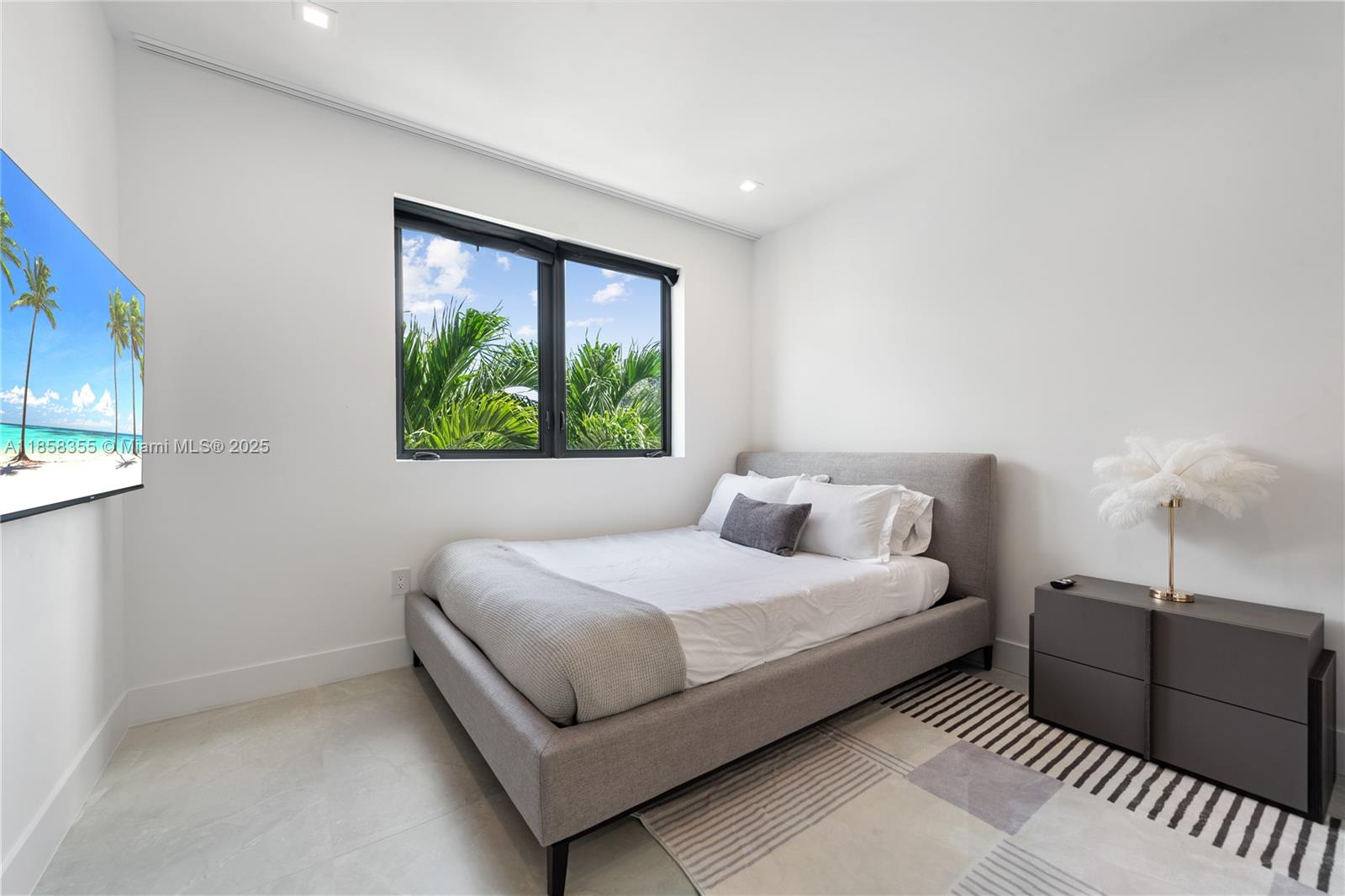 1960 NE 197th Ter Miami, FL 33179