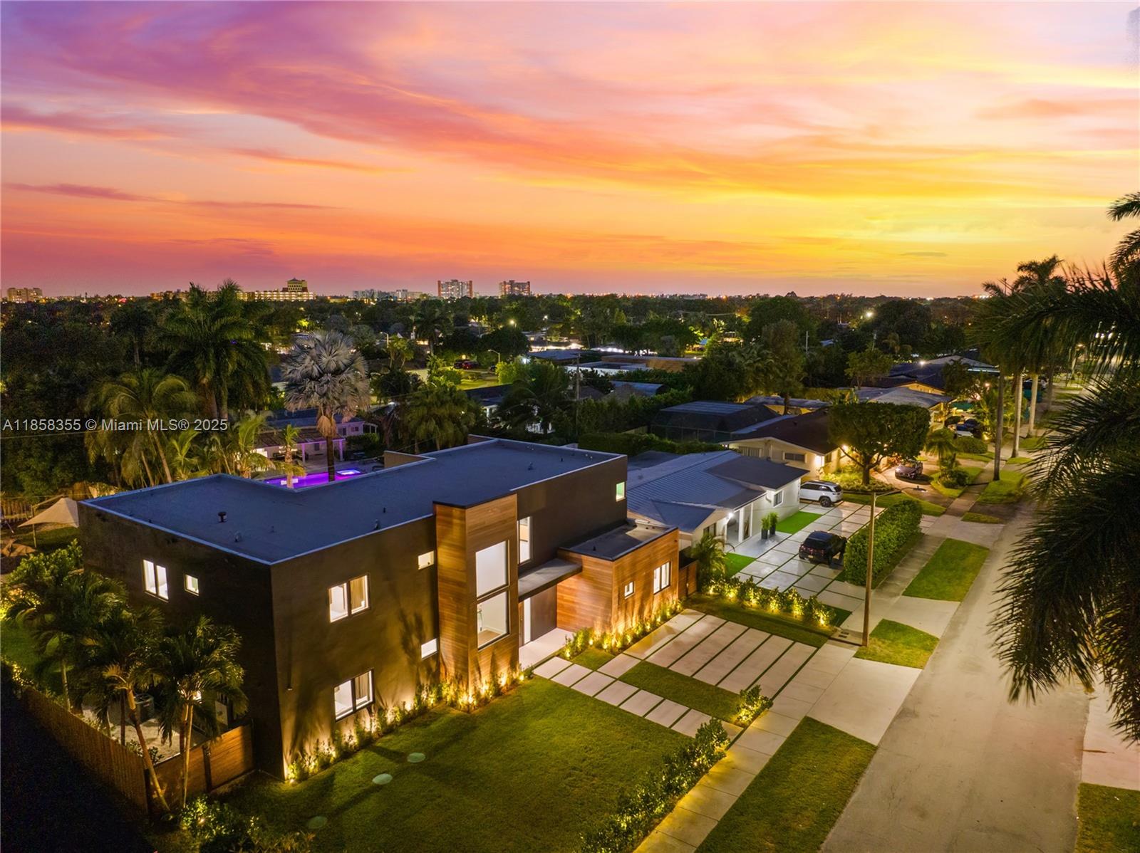 1960 NE 197th Ter Miami, FL 33179