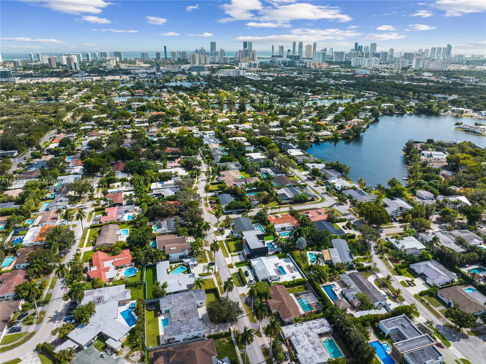 1960 NE 197th Ter Miami, FL 33179