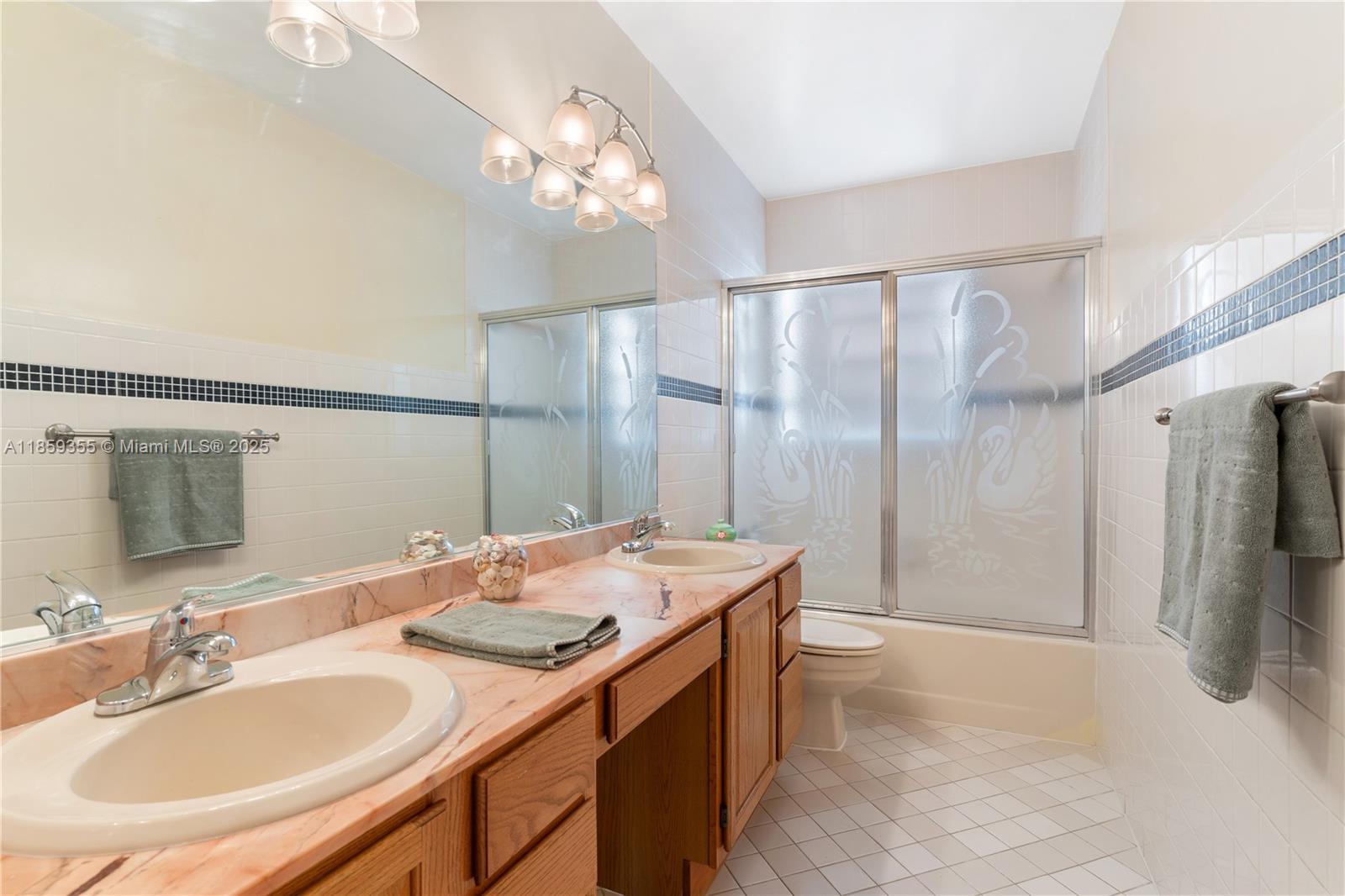 300 187th St Sunny Isles Beach, FL 33160