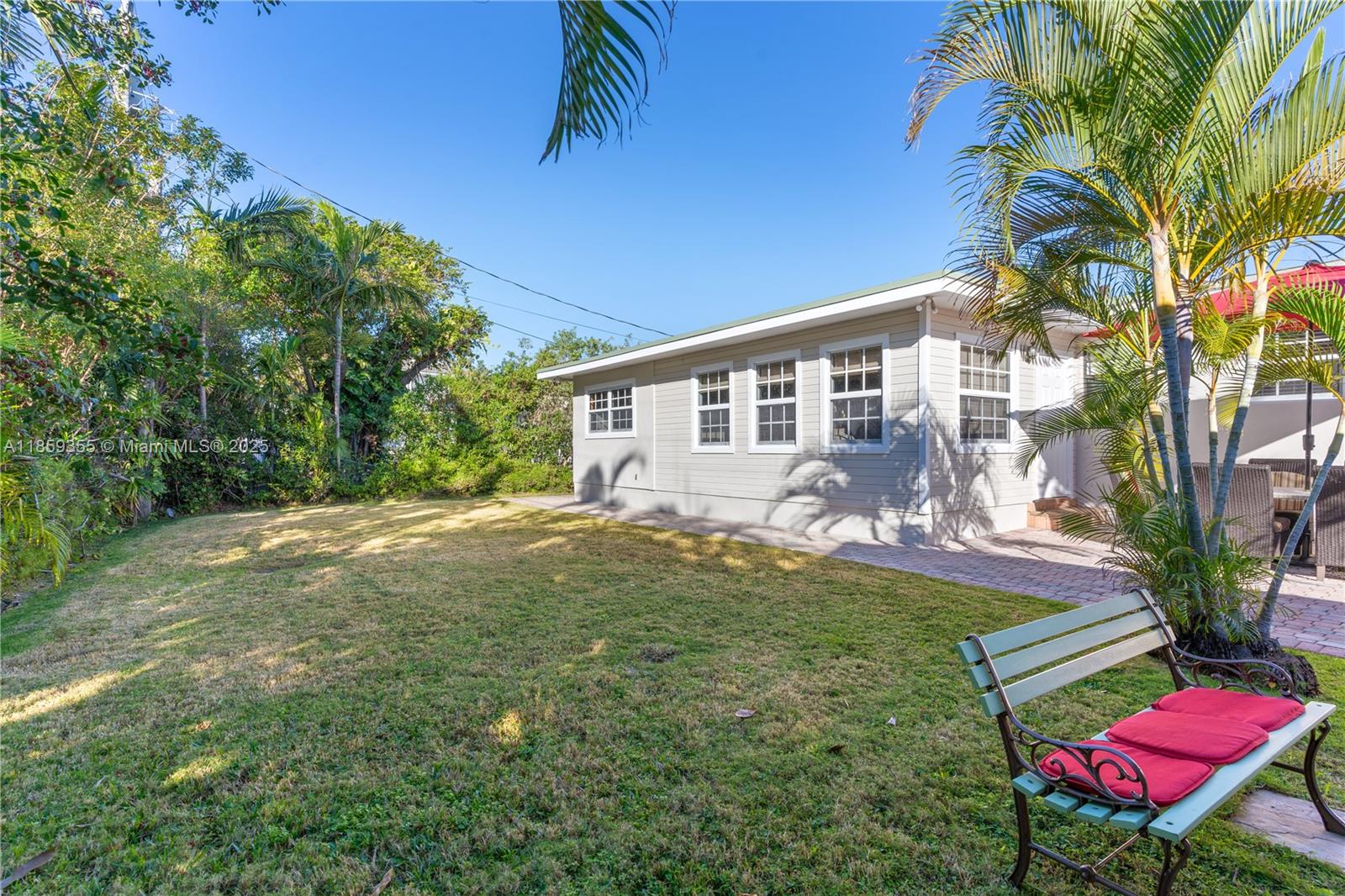 300 187th St Sunny Isles Beach, FL 33160