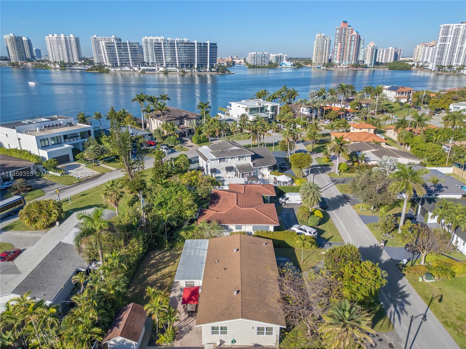 300 187th St Sunny Isles Beach, FL 33160