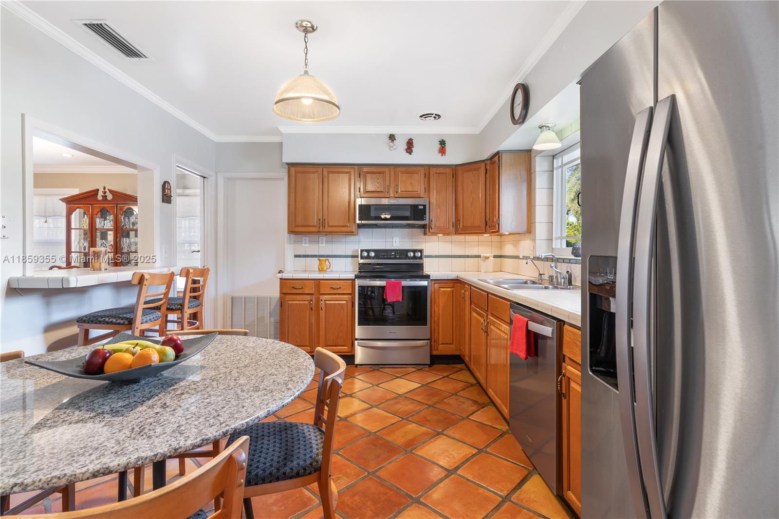 300 187th St Sunny Isles Beach, FL 33160