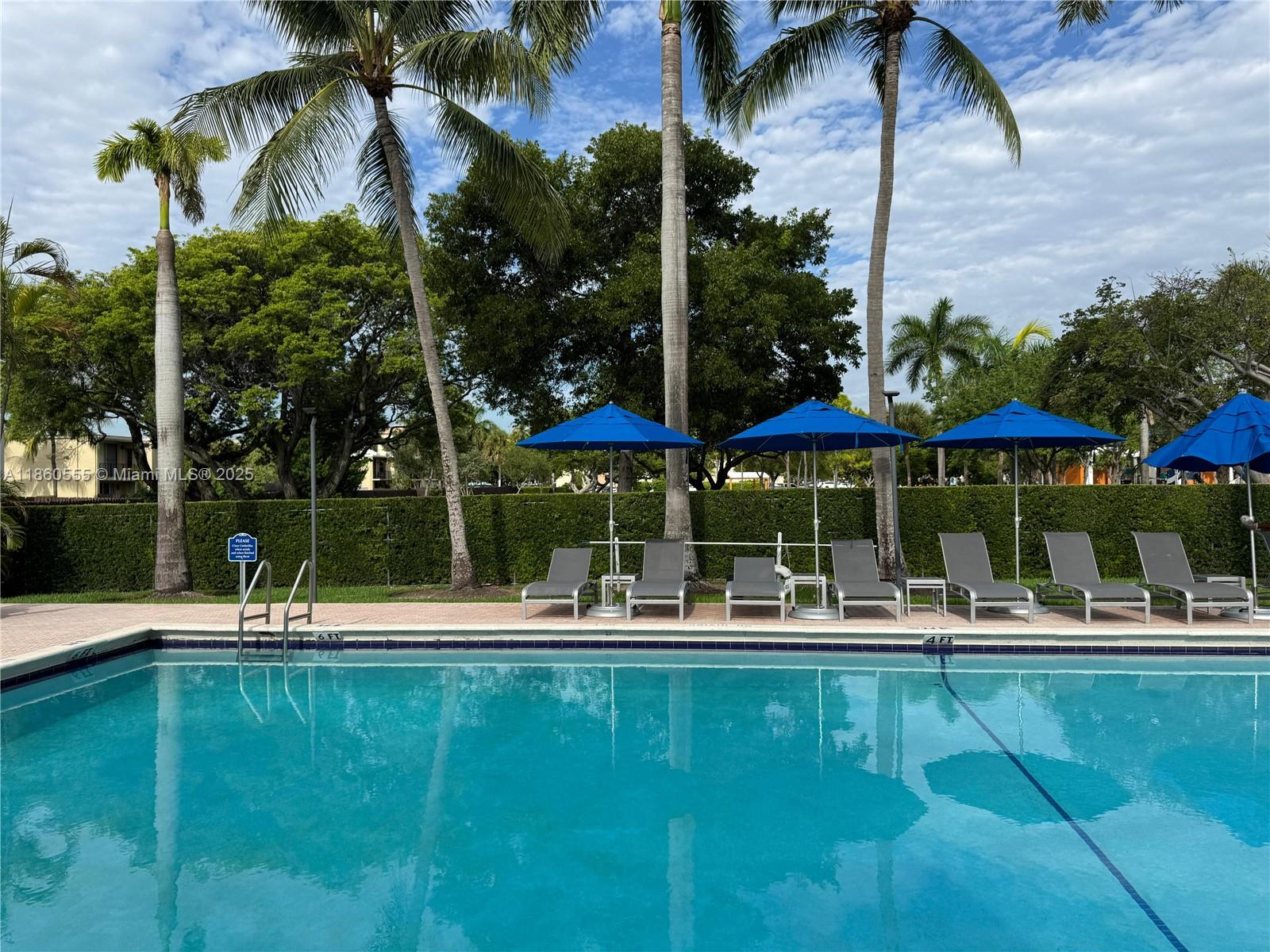 2318 NE 7th St #34 Hallandale Beach, FL 33009