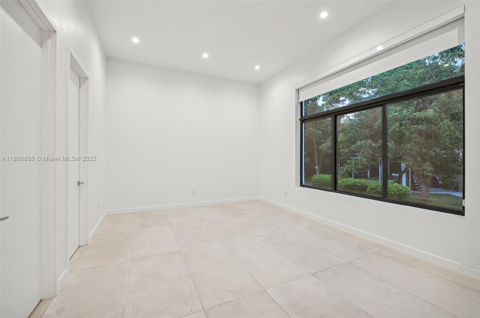 6175 SW 128th St Pinecrest, FL 33156 6175 SW 128th St Pinecrest, FL 33156