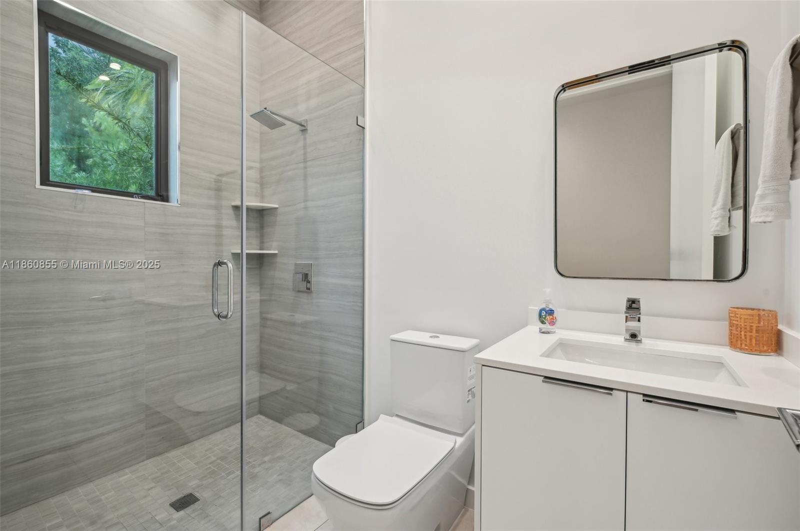 6175 SW 128th St Pinecrest, FL 33156 6175 SW 128th St Pinecrest, FL 33156