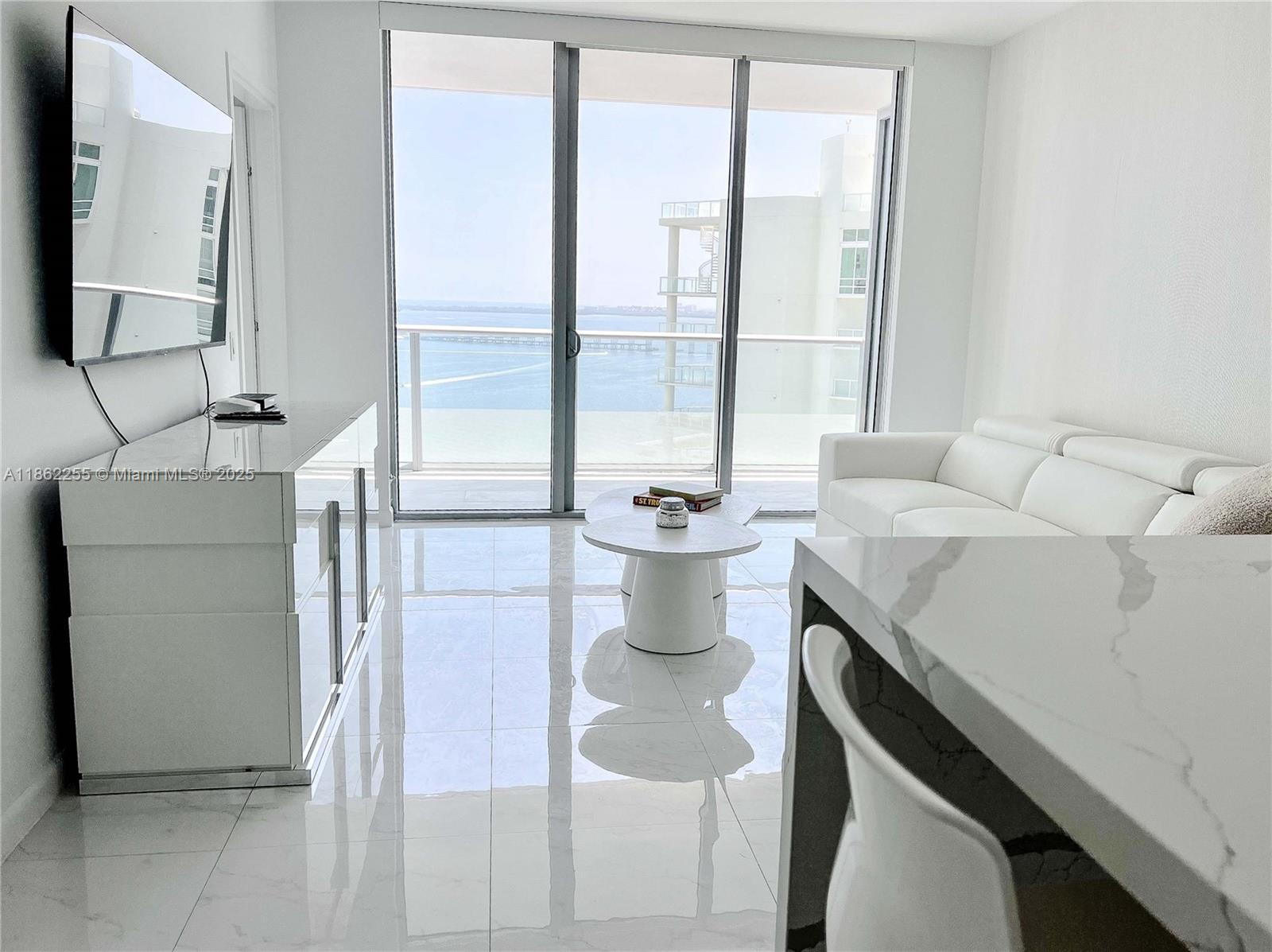 image Brickellhouse Condo2