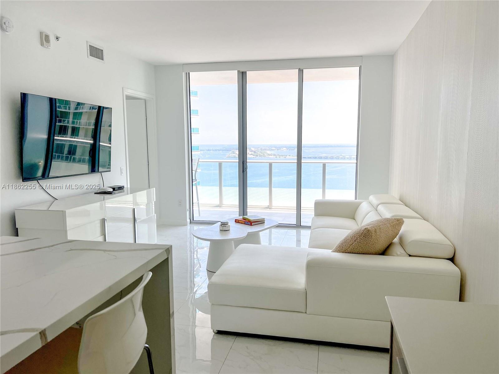 image Brickellhouse Condo3