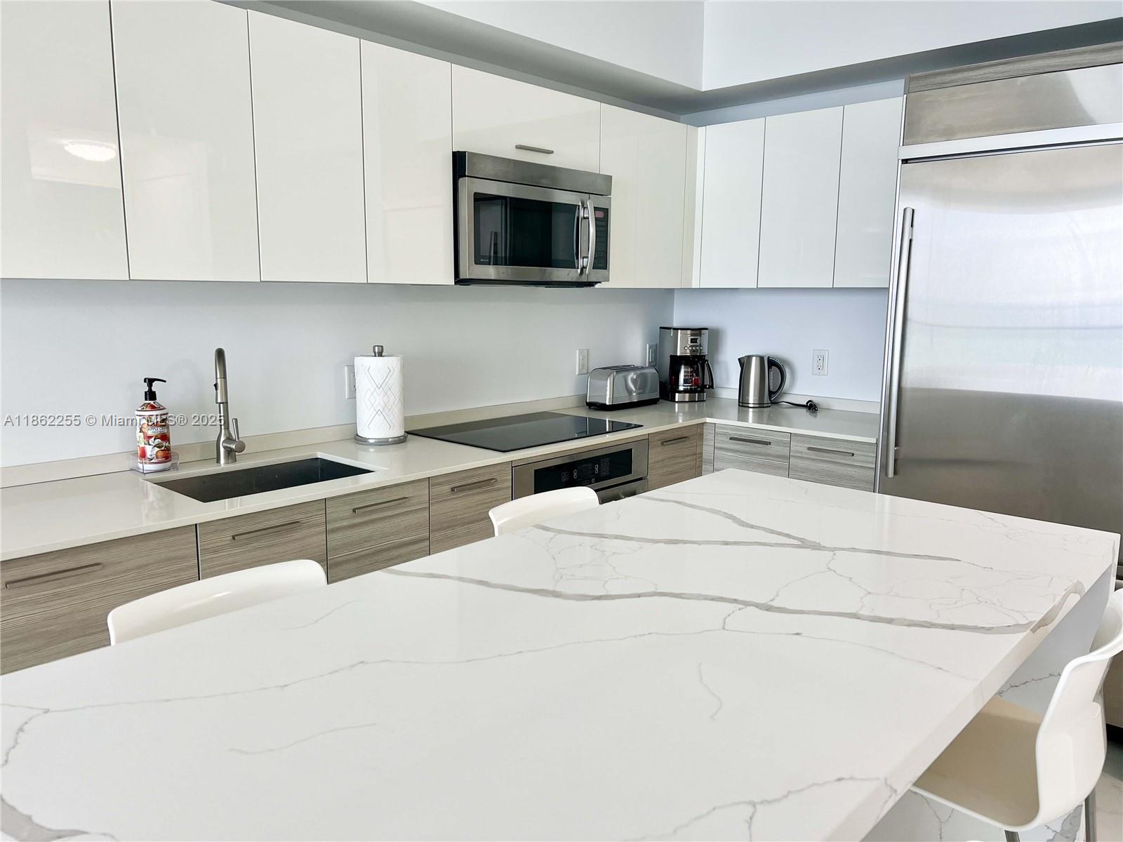 image Brickellhouse Condo6