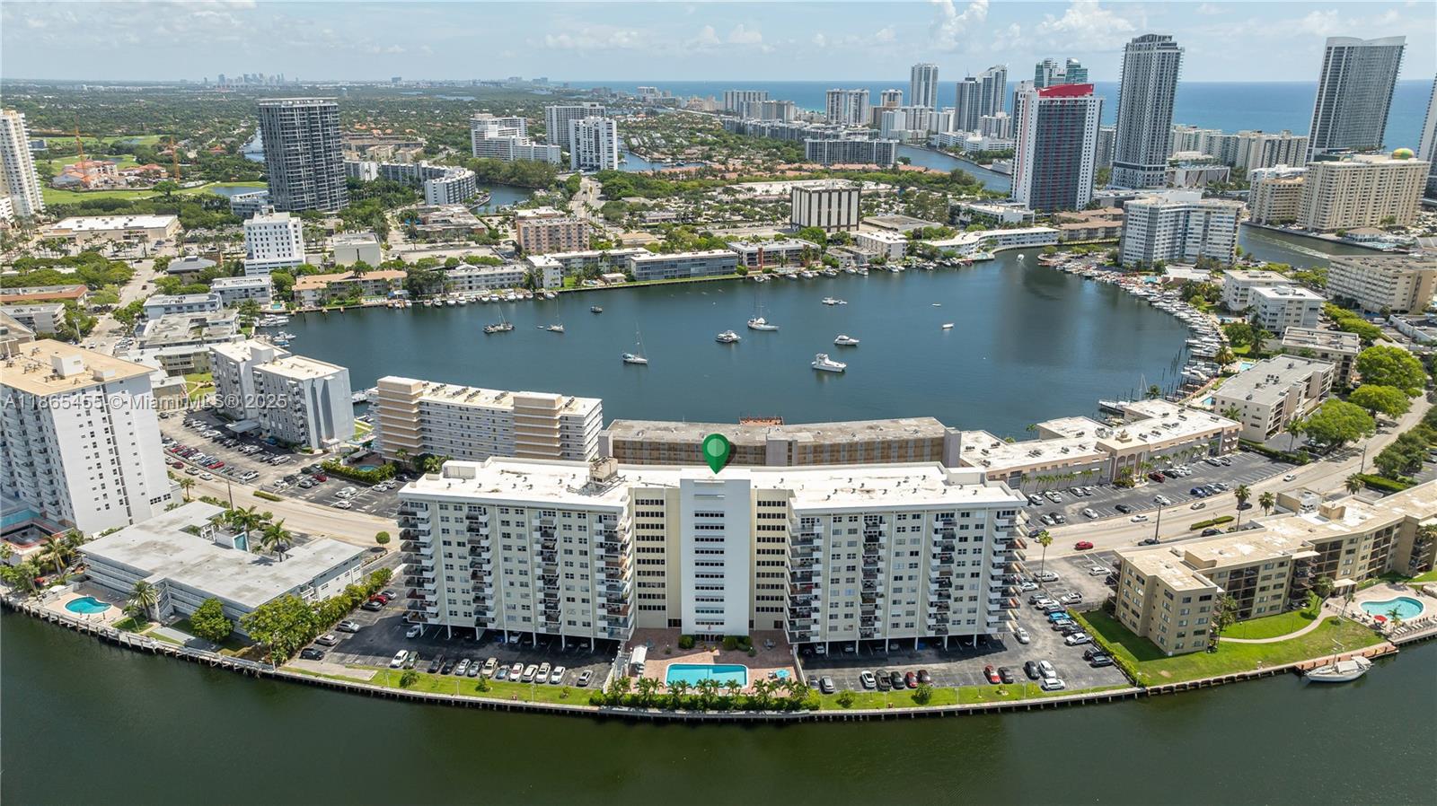 401 Golden Isles Dr #1016