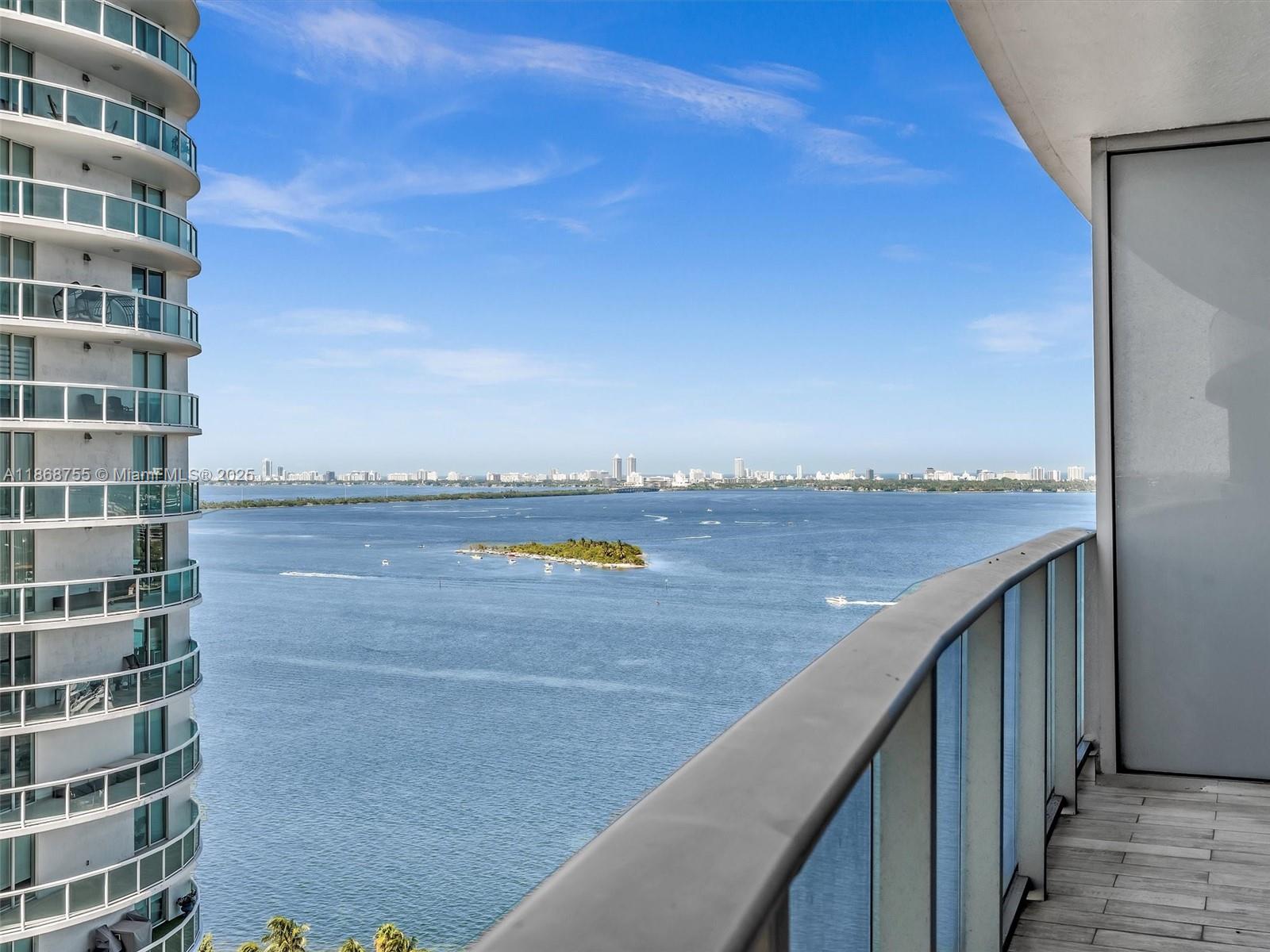 image Aria On The Bay Condo34