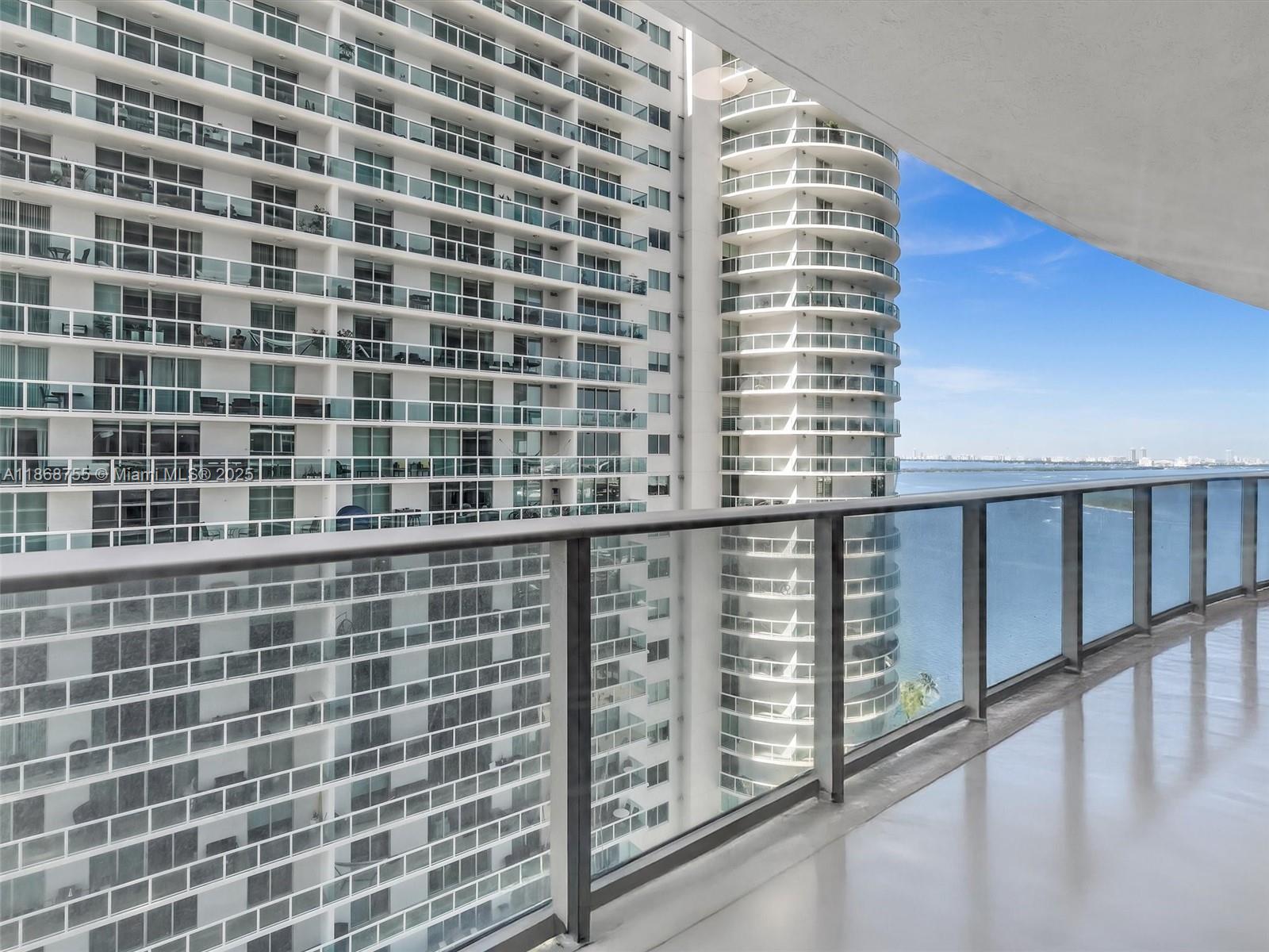 image Aria On The Bay Condo43