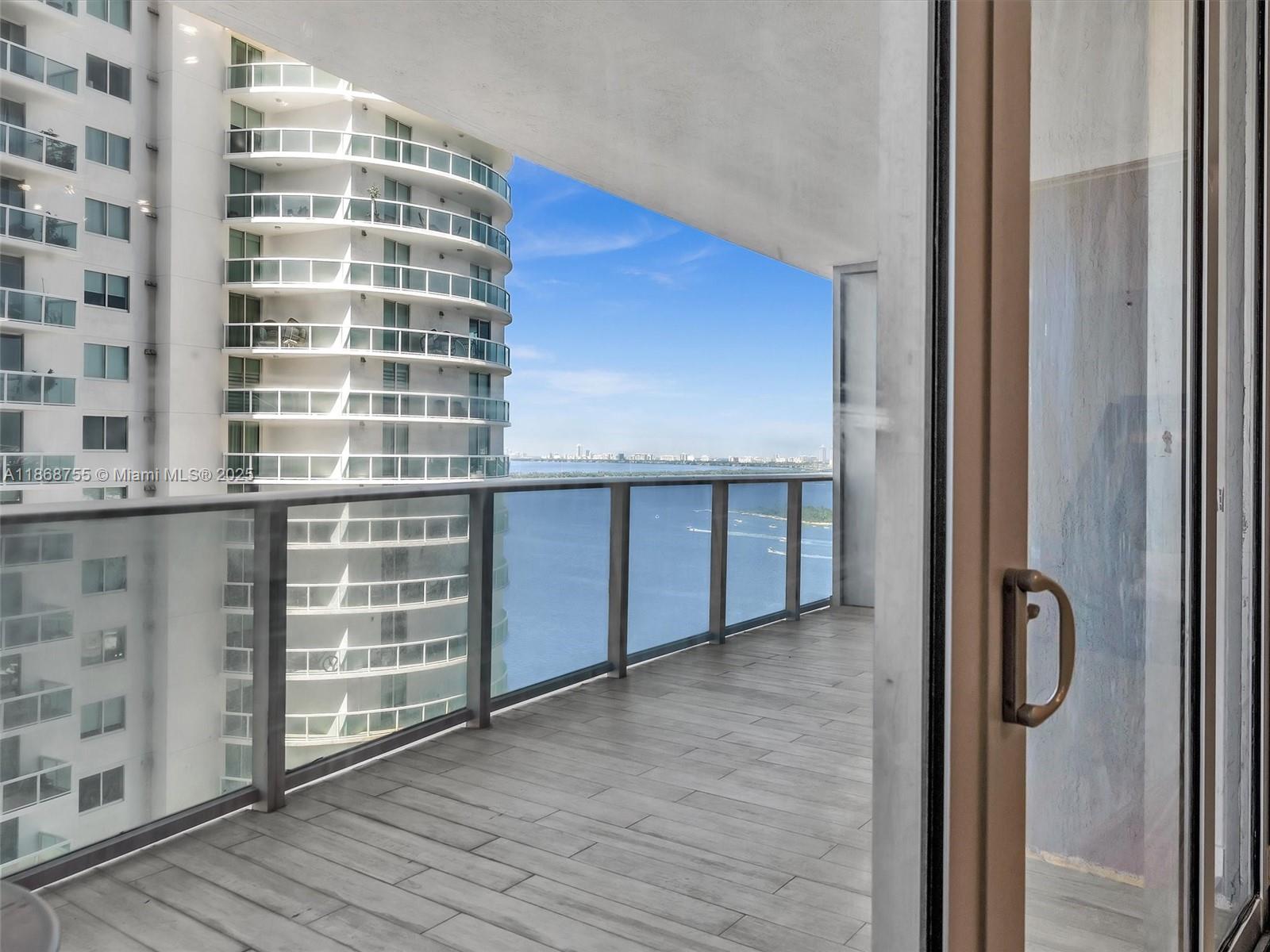image Aria On The Bay Condo44