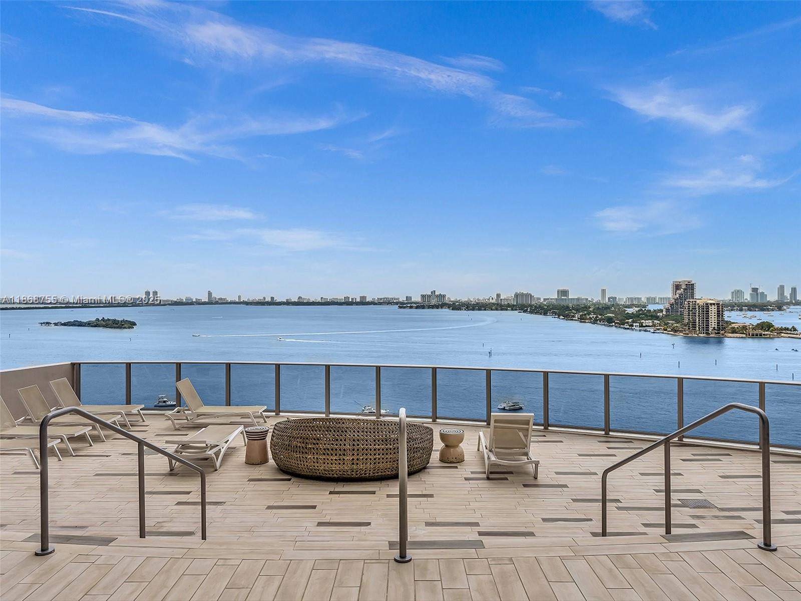 image Aria On The Bay Condo68