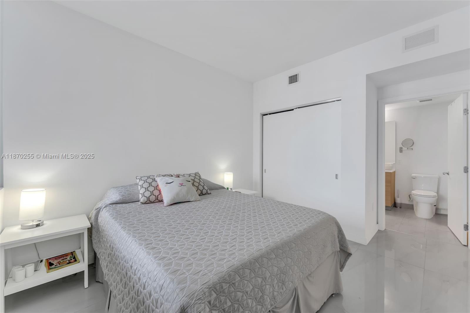 16385 Biscayne Blvd #1819 North Miami Beach, FL 33160