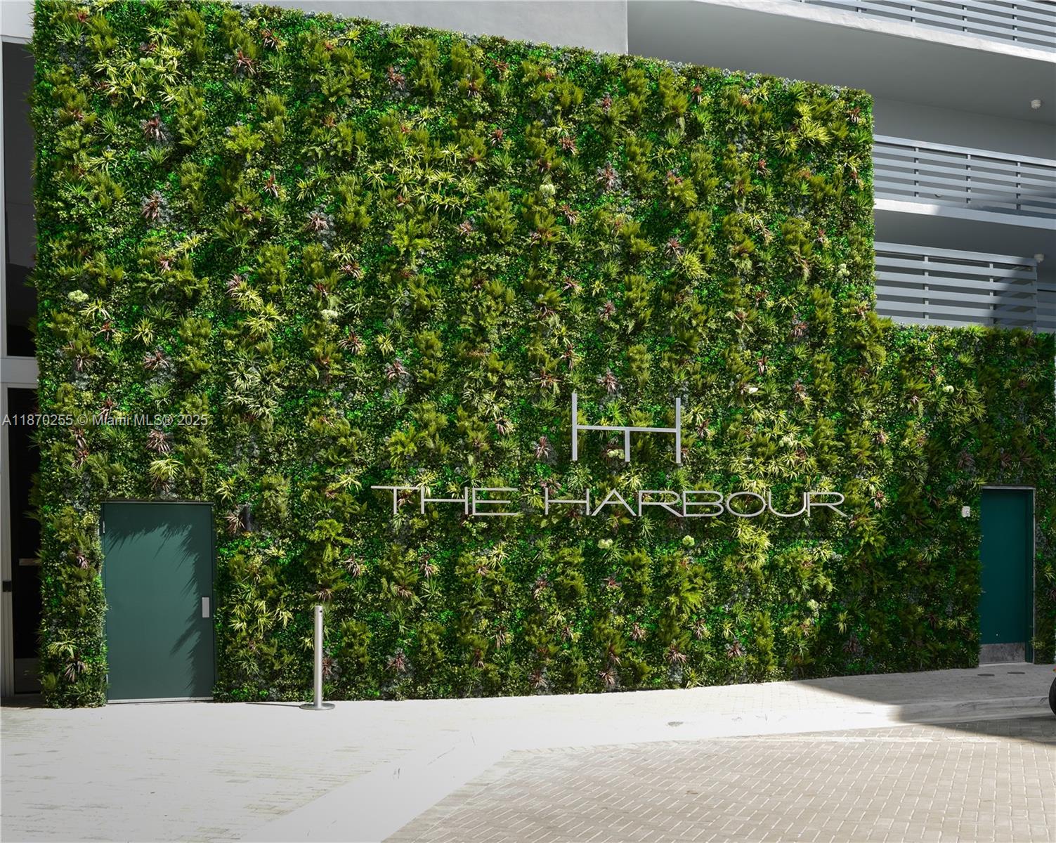 16385 Biscayne Blvd #1819 North Miami Beach, FL 33160