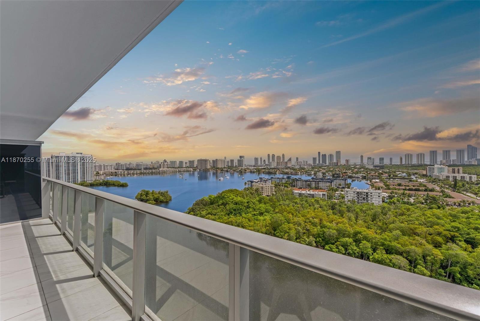 16385 Biscayne Blvd #1819 North Miami Beach, FL 33160