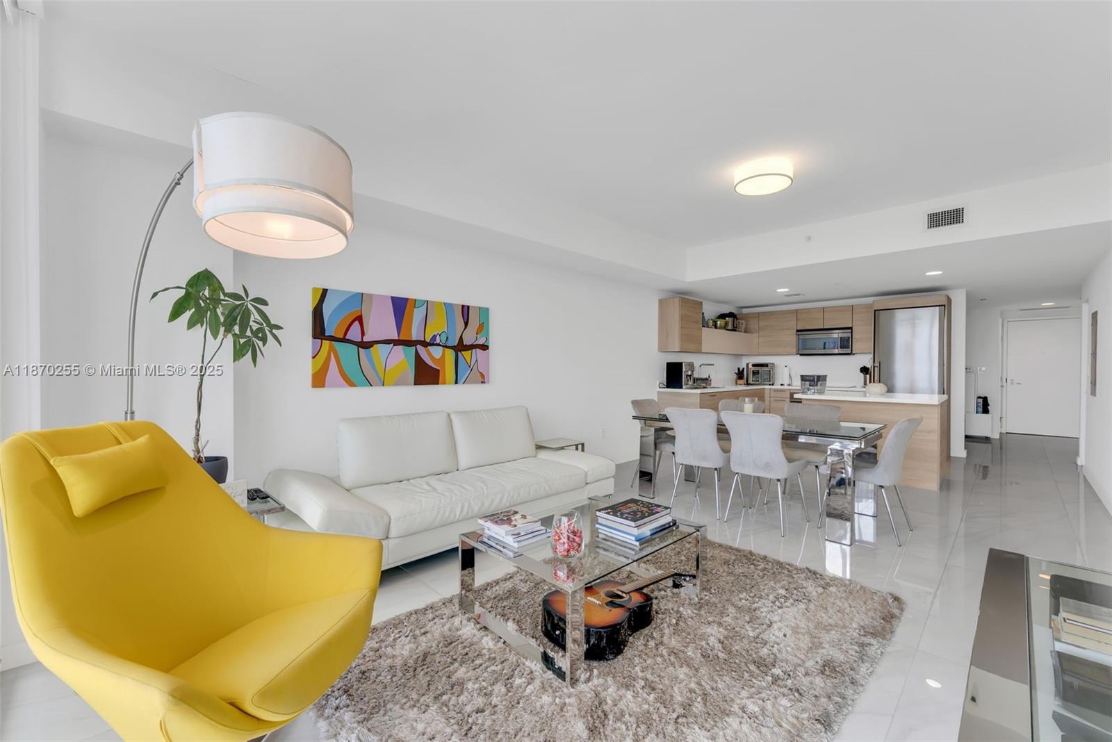 16385 Biscayne Blvd #1819 North Miami Beach, FL 33160