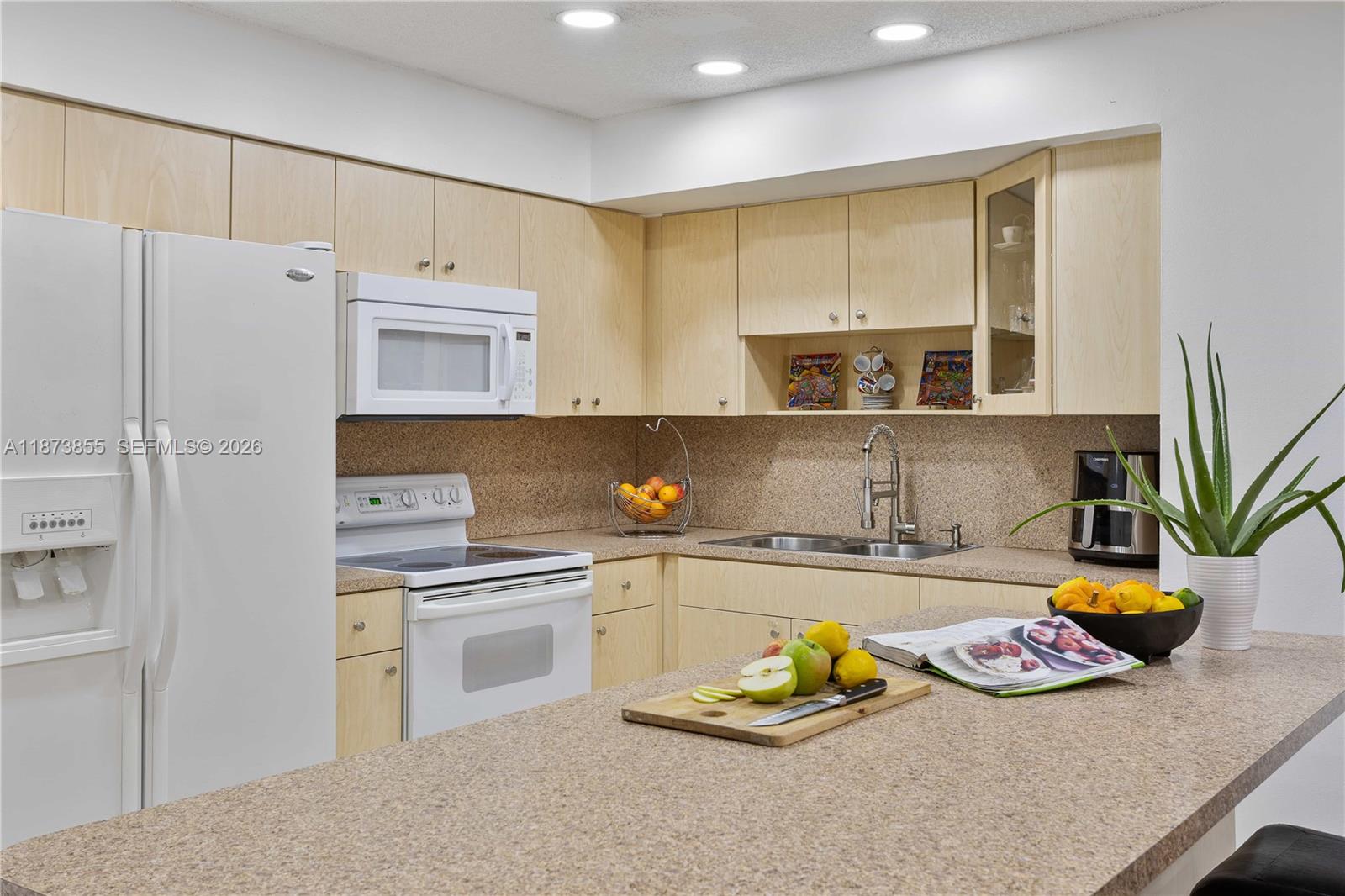 7801 SW 9th Ter Miami, FL 33144