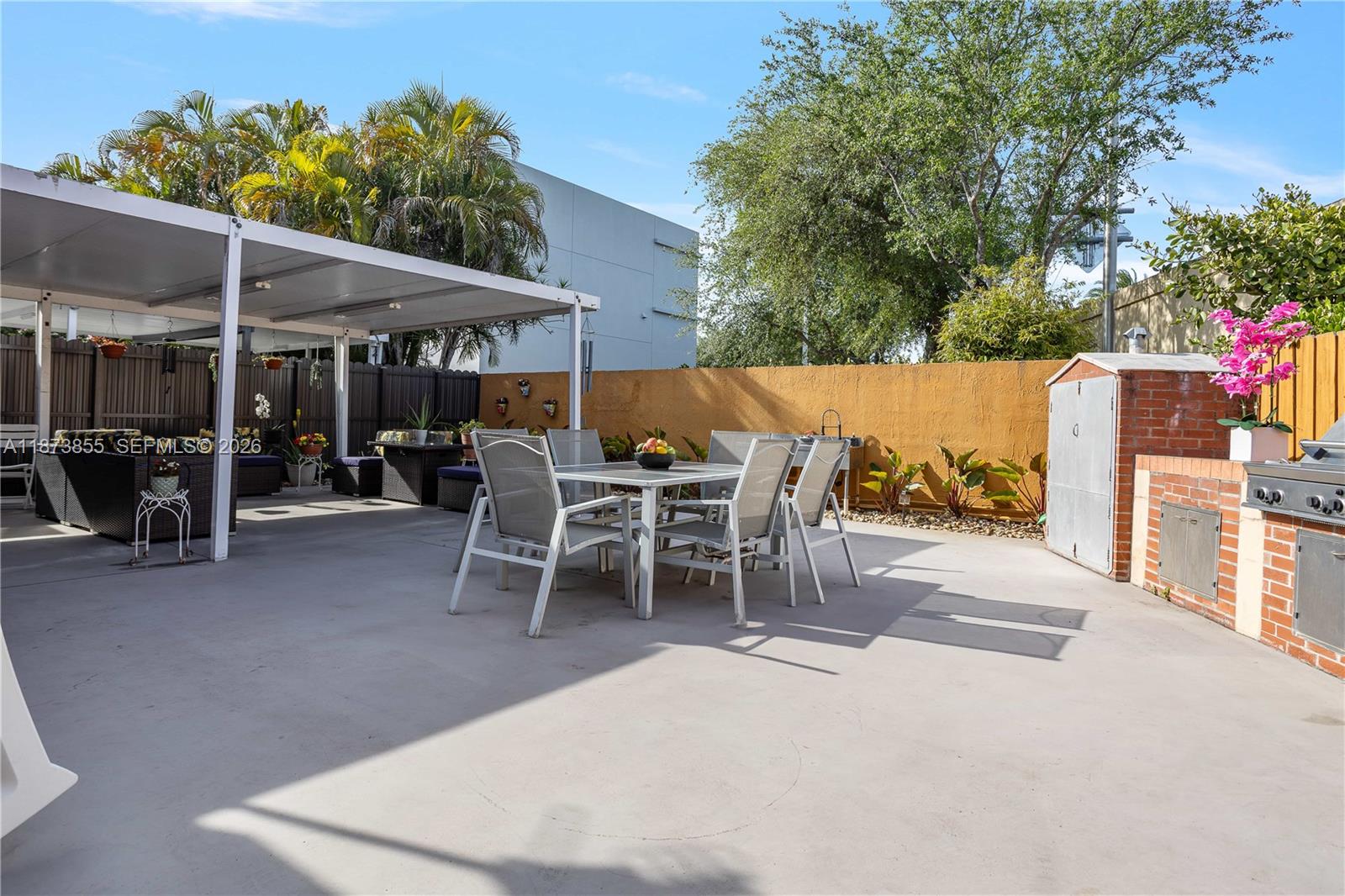 7801 SW 9th Ter Miami, FL 33144