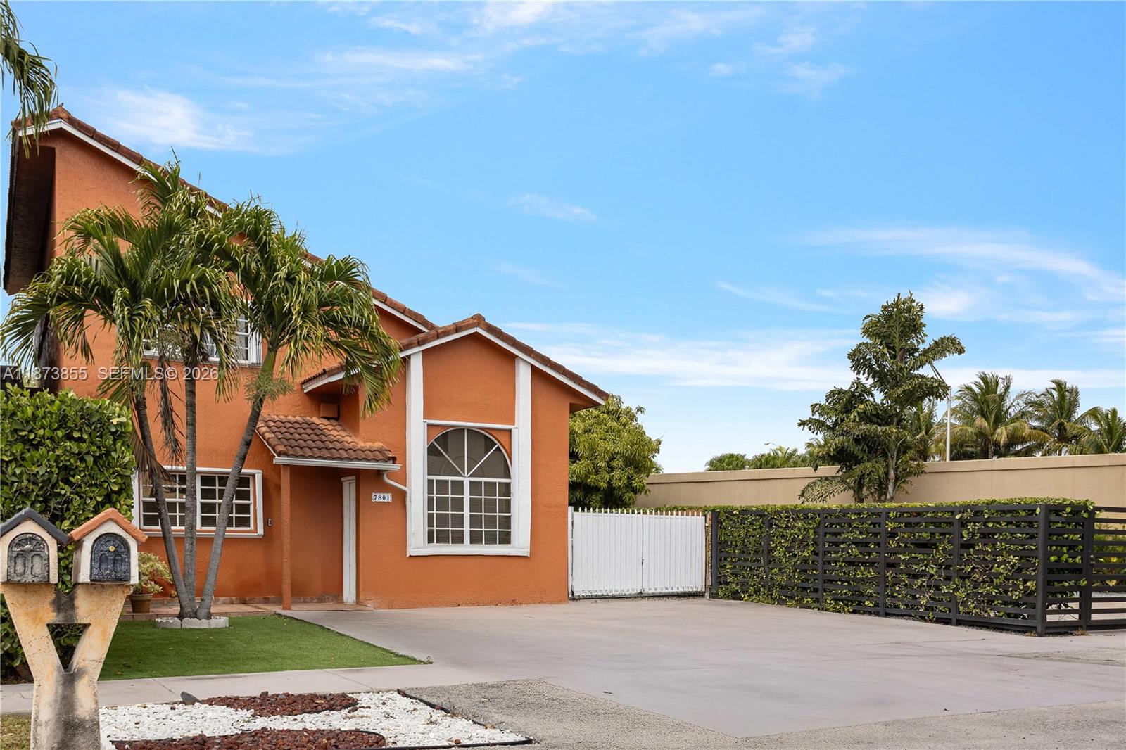 7801 SW 9th Ter Miami, FL 33144