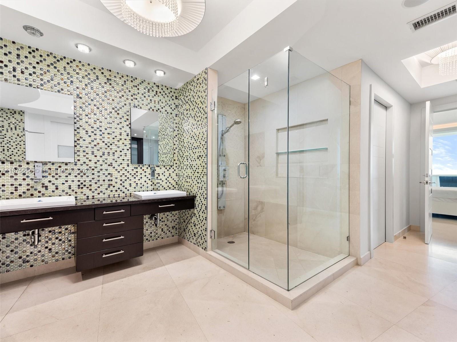 18201 Collins Ave #1209 Sunny Isles Beach, FL 33160