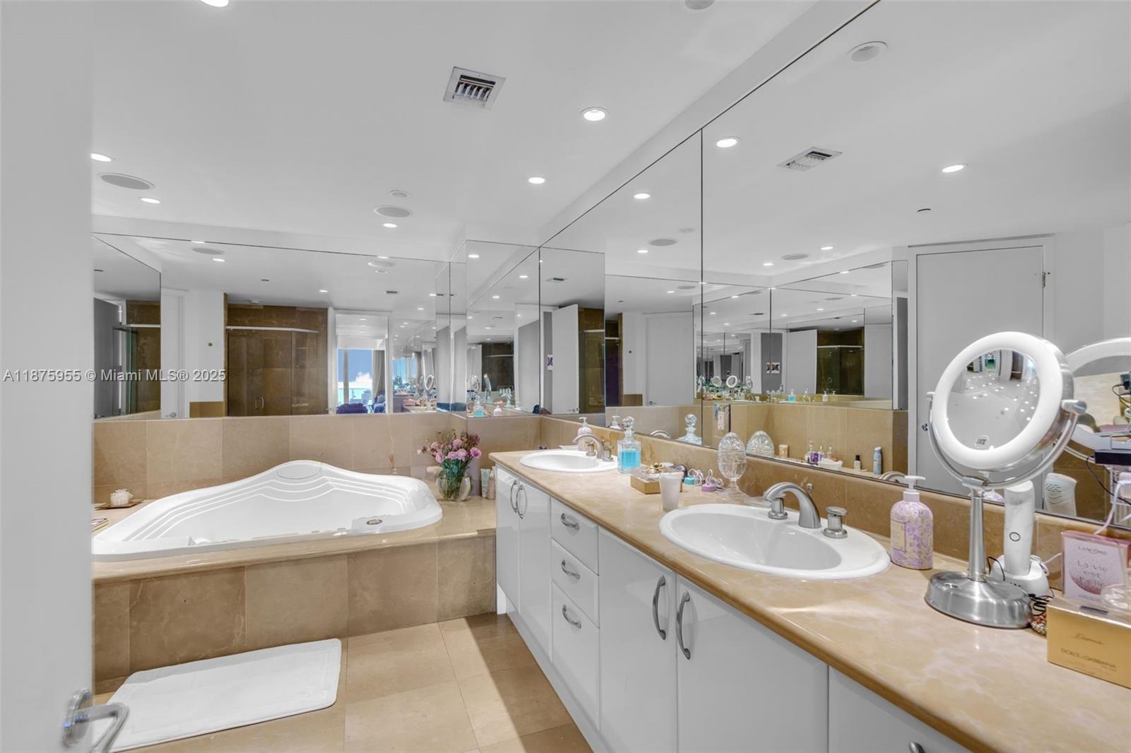 image The Residences At The Ba20