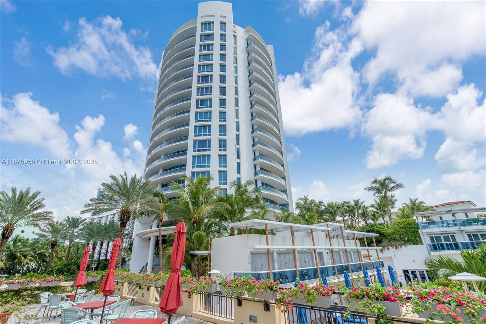 image The Residences At The Ba44