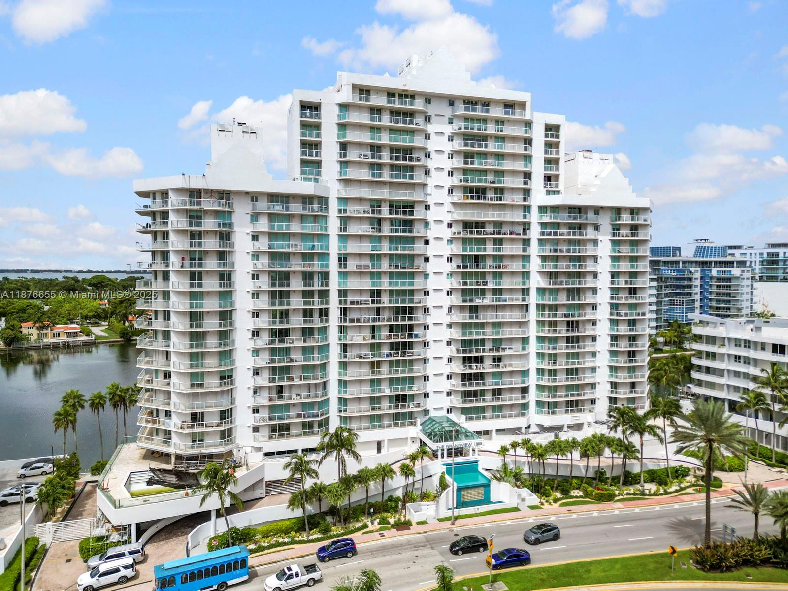 5900 Collins Ave #1201