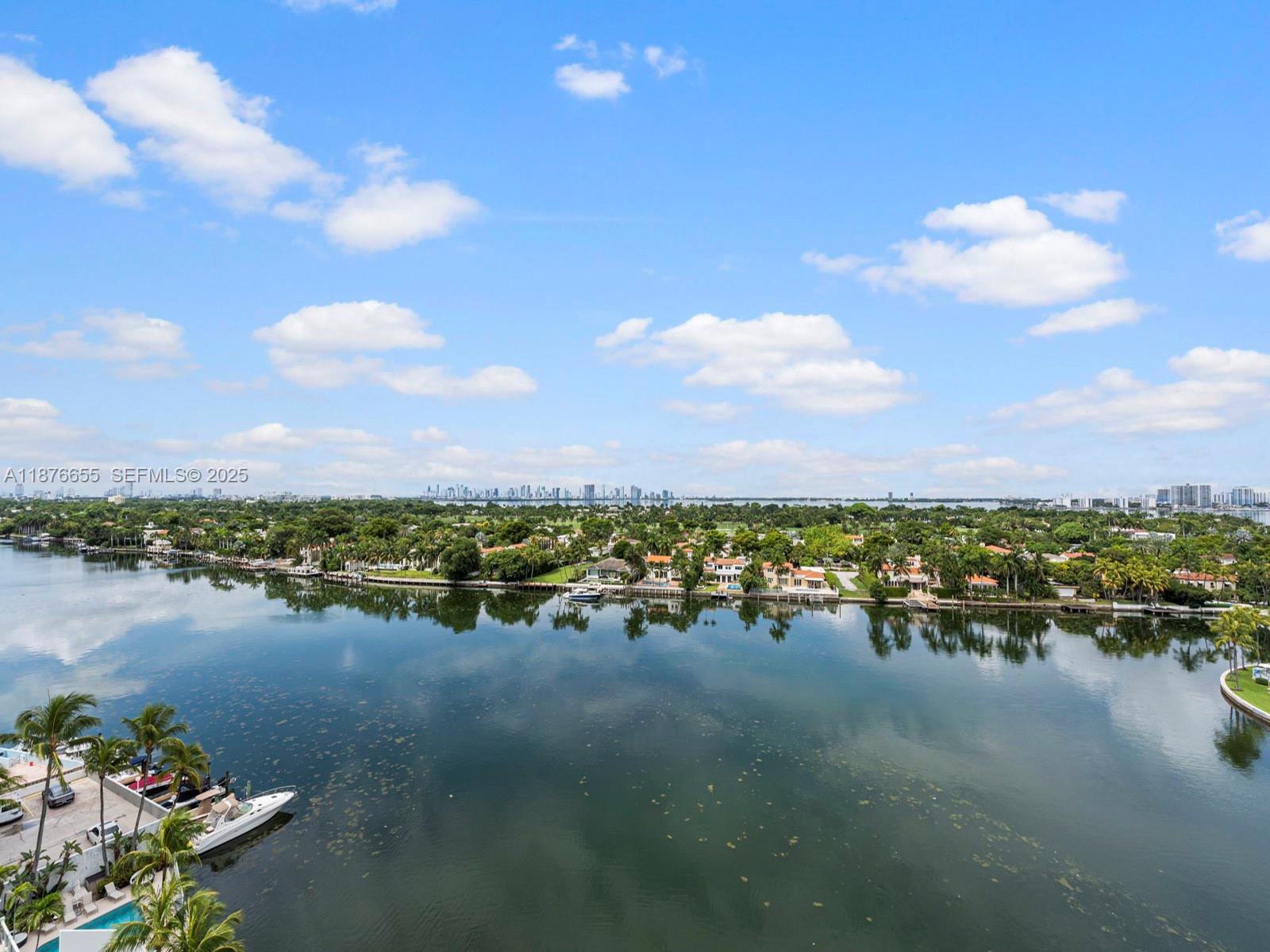 image THE GRANDVIEW CONDO35