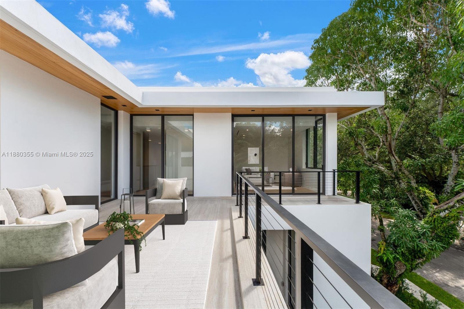 4095 Hardie Ave Miami, FL 33133