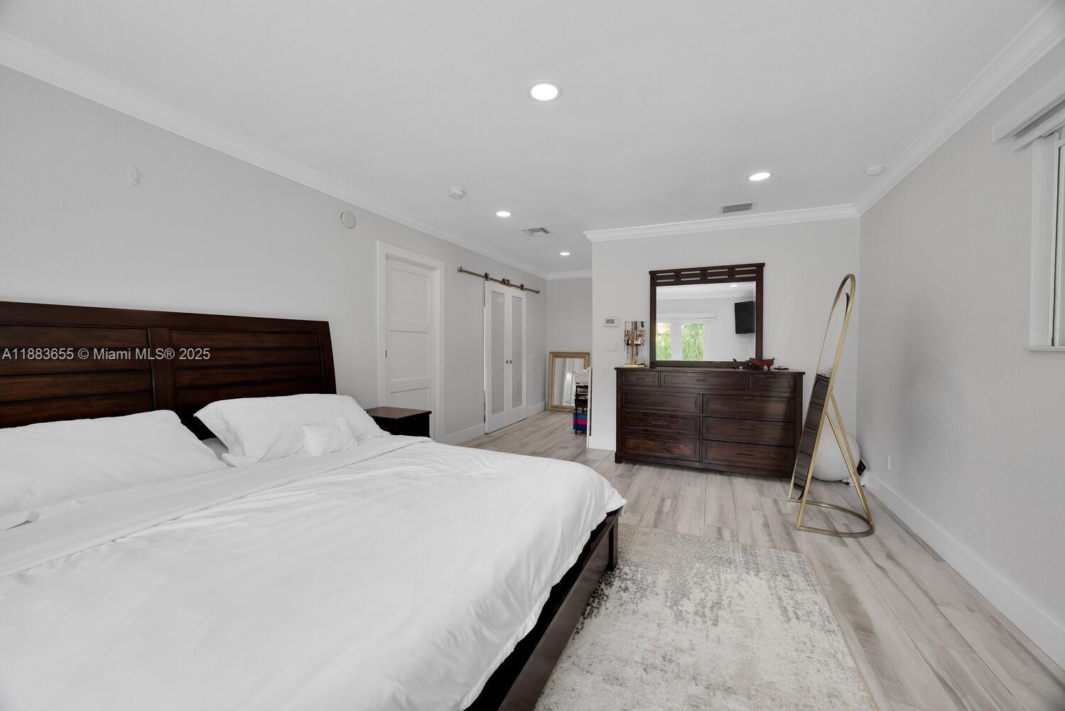 10110 SW 66th St Miami, FL 33173