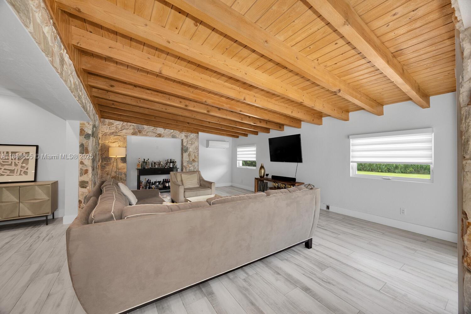 10110 SW 66th St Miami, FL 33173