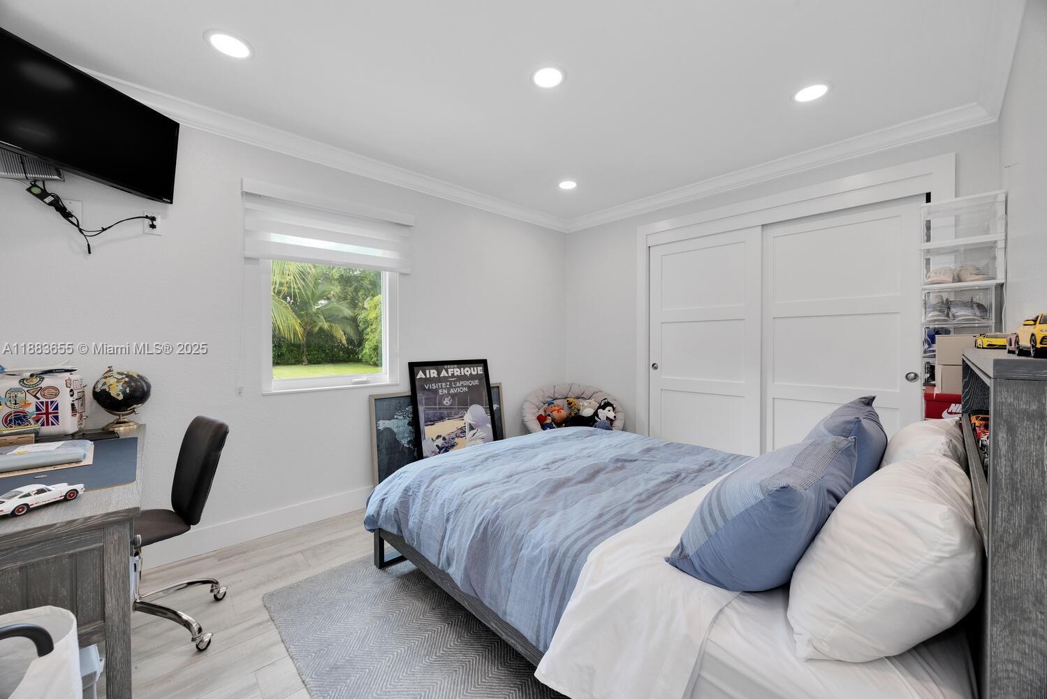 10110 SW 66th St Miami, FL 33173