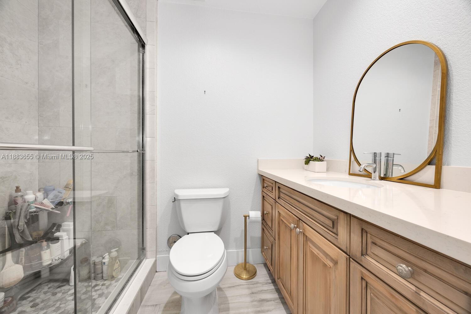 10110 SW 66th St Miami, FL 33173