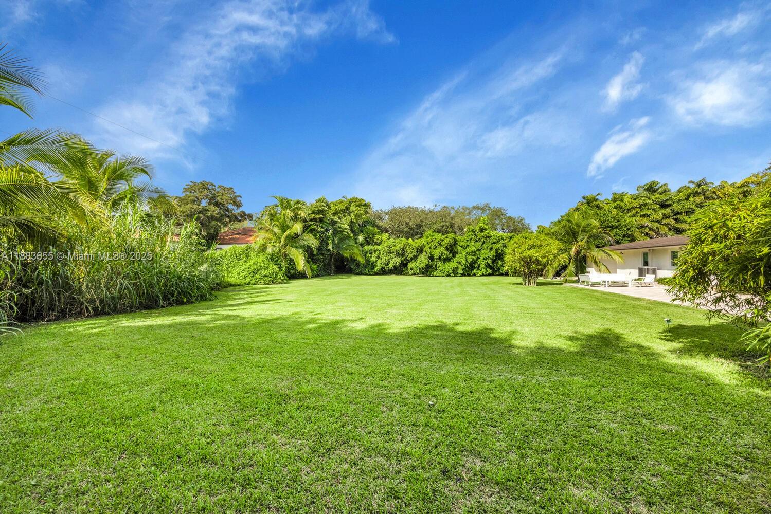 10110 SW 66th St Miami, FL 33173