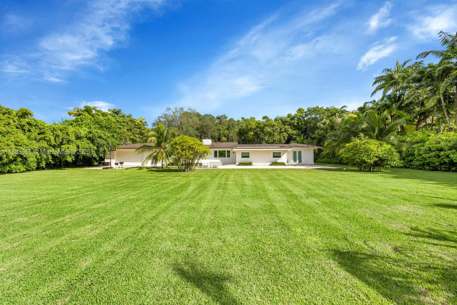 10110 SW 66th St Miami, FL 33173