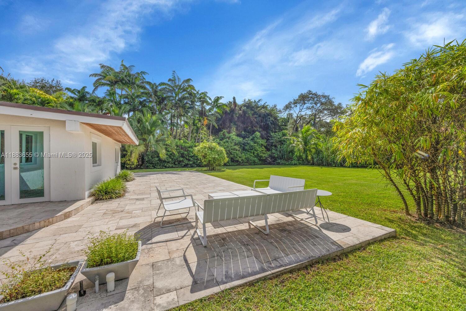 10110 SW 66th St Miami, FL 33173