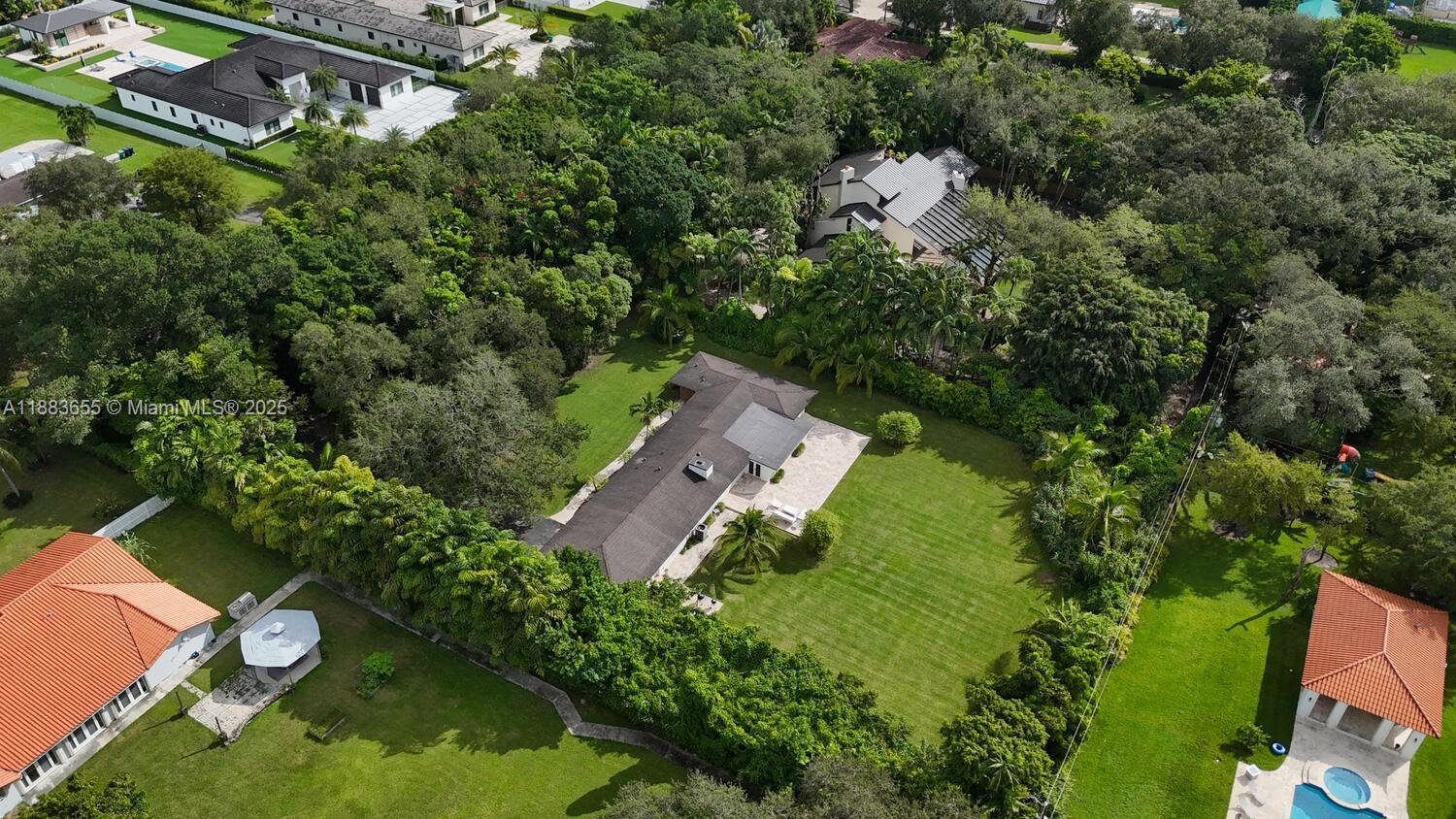 10110 SW 66th St Miami, FL 33173