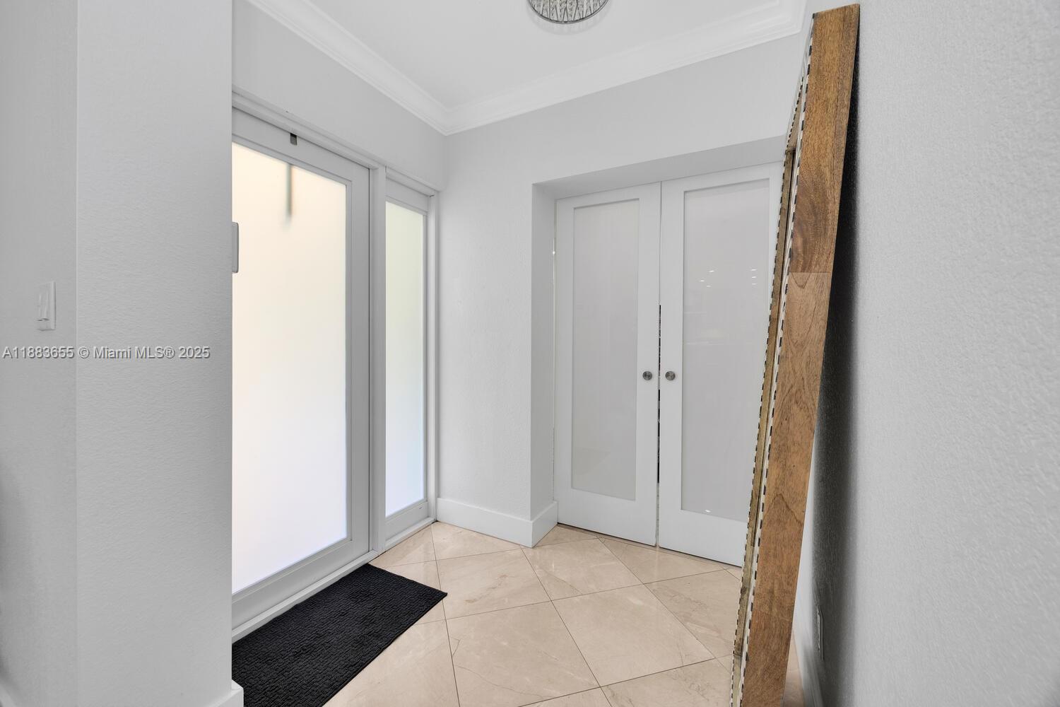 10110 SW 66th St Miami, FL 33173