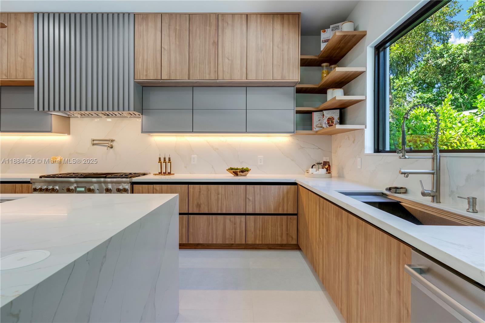 6401 SW 84th St Miami, FL 33143