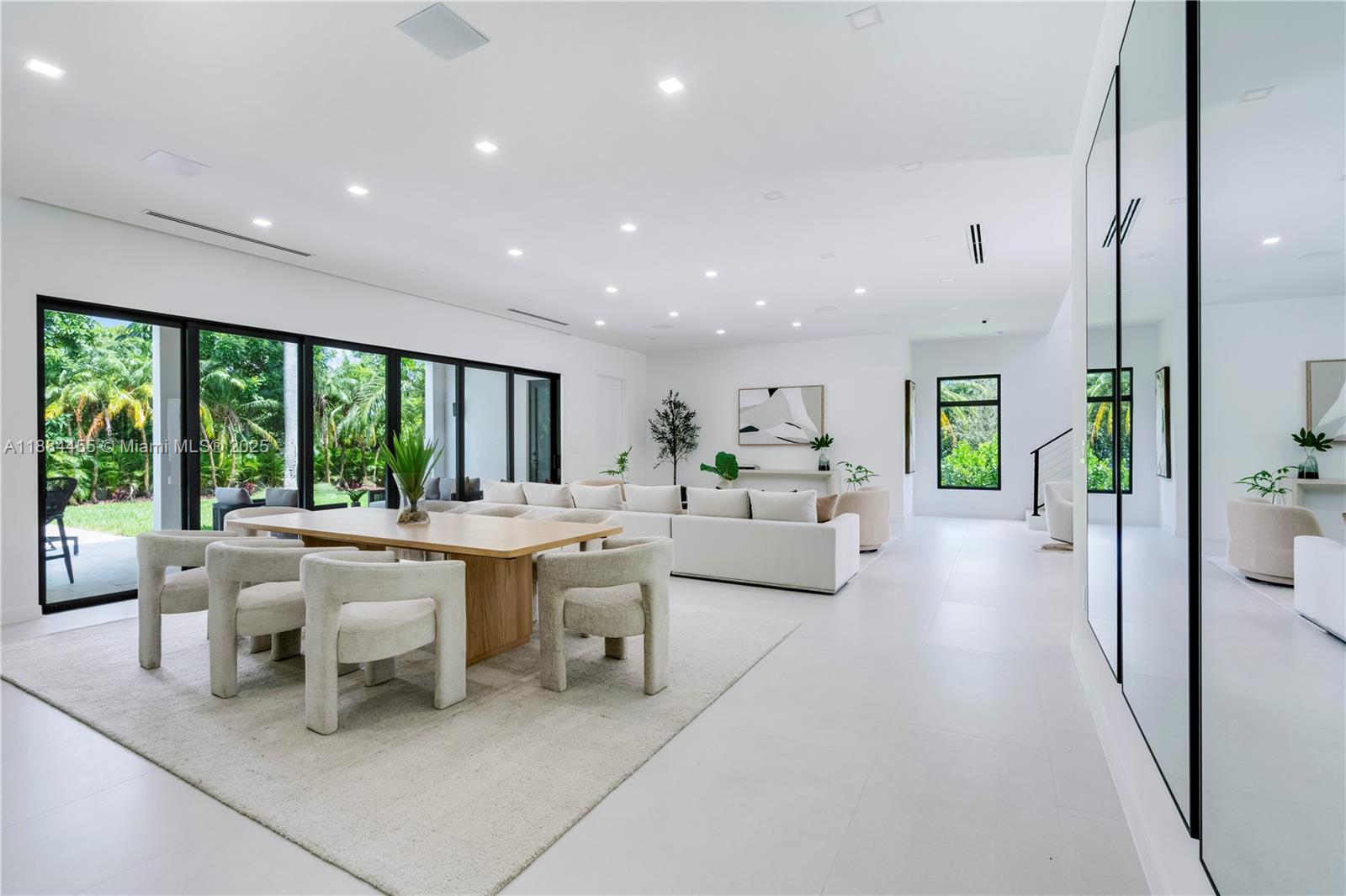 6401 SW 84th St Miami, FL 33143