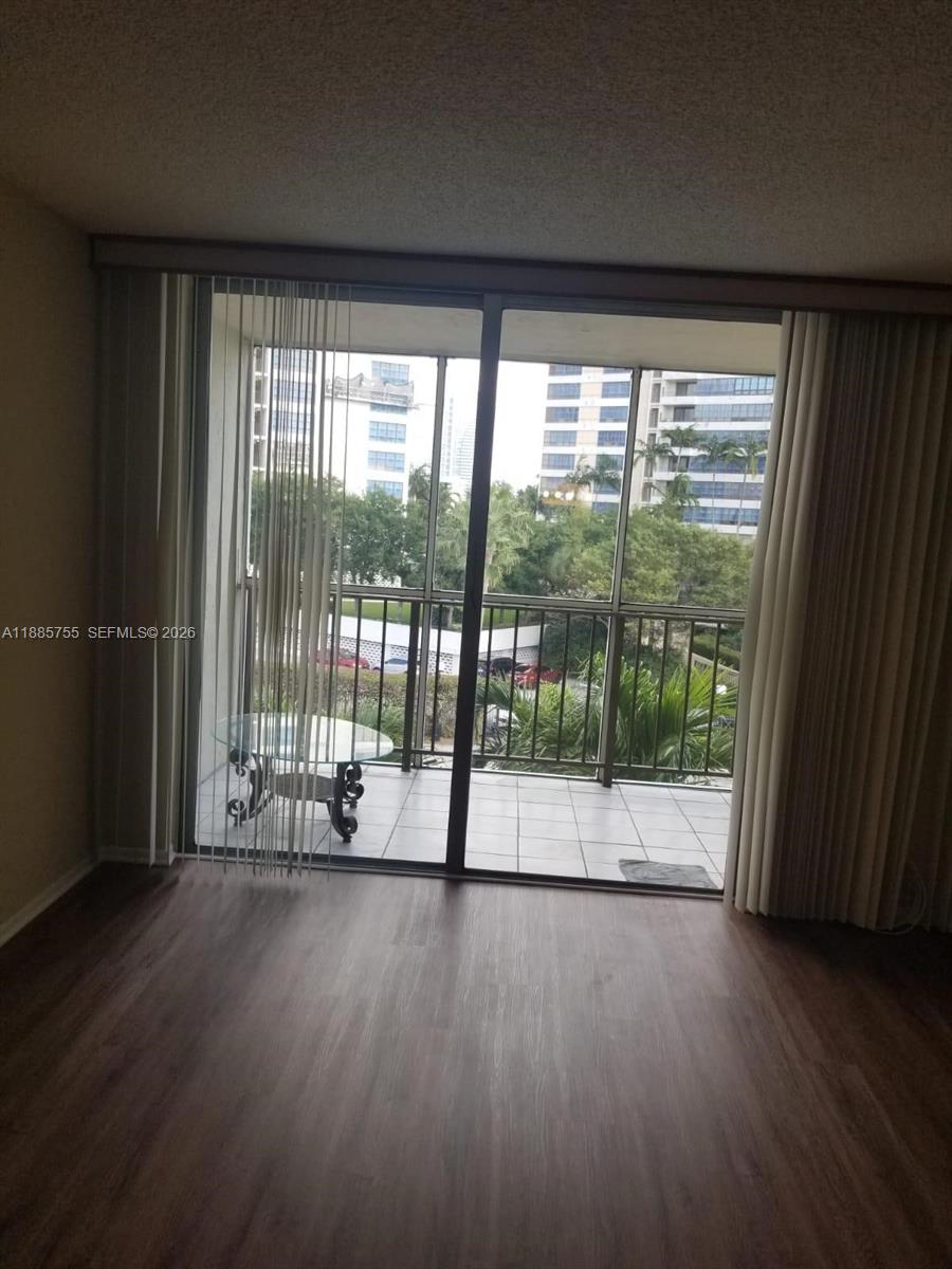 501 Three Iss Blvd #417 Hallandale Beach, FL 33009