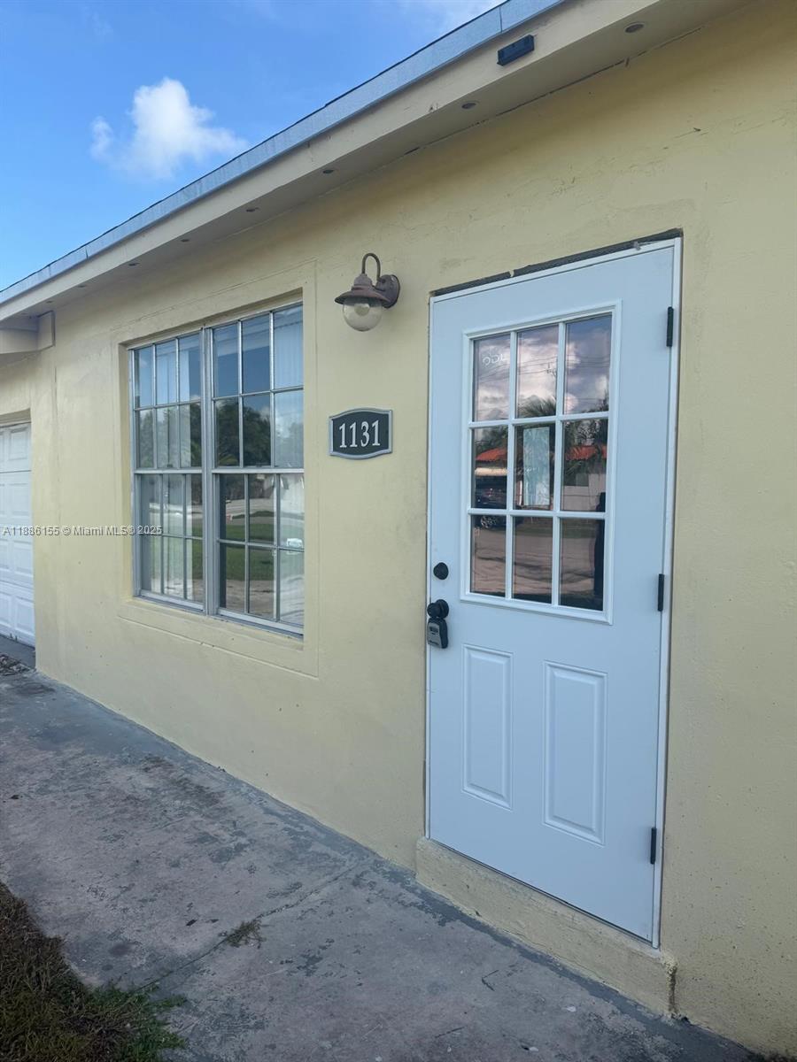 1131 NE 211th Ter