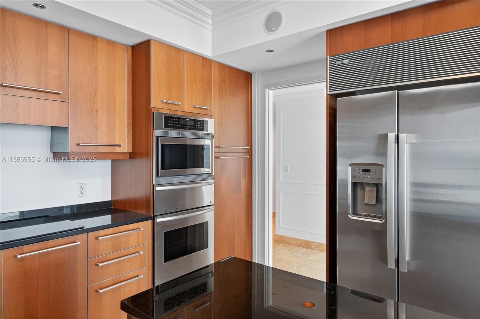 3101 S Ocean Dr #2403 Hollywood, FL 33019