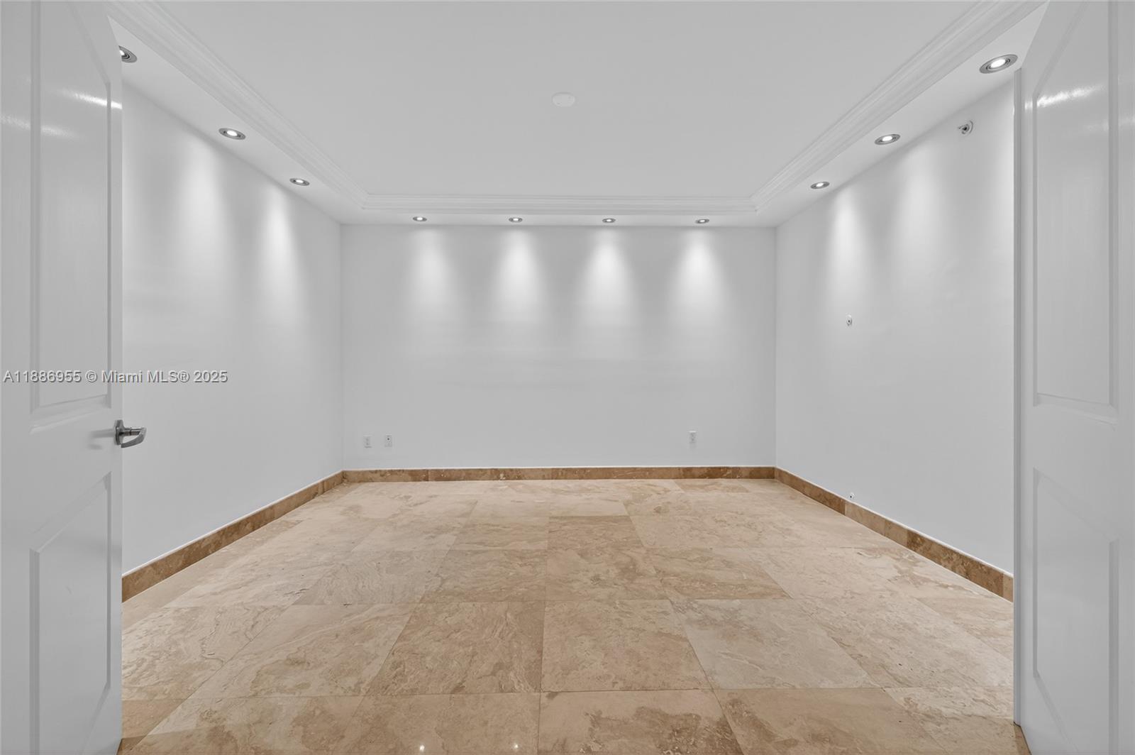 3101 S Ocean Dr #2403 Hollywood, FL 33019