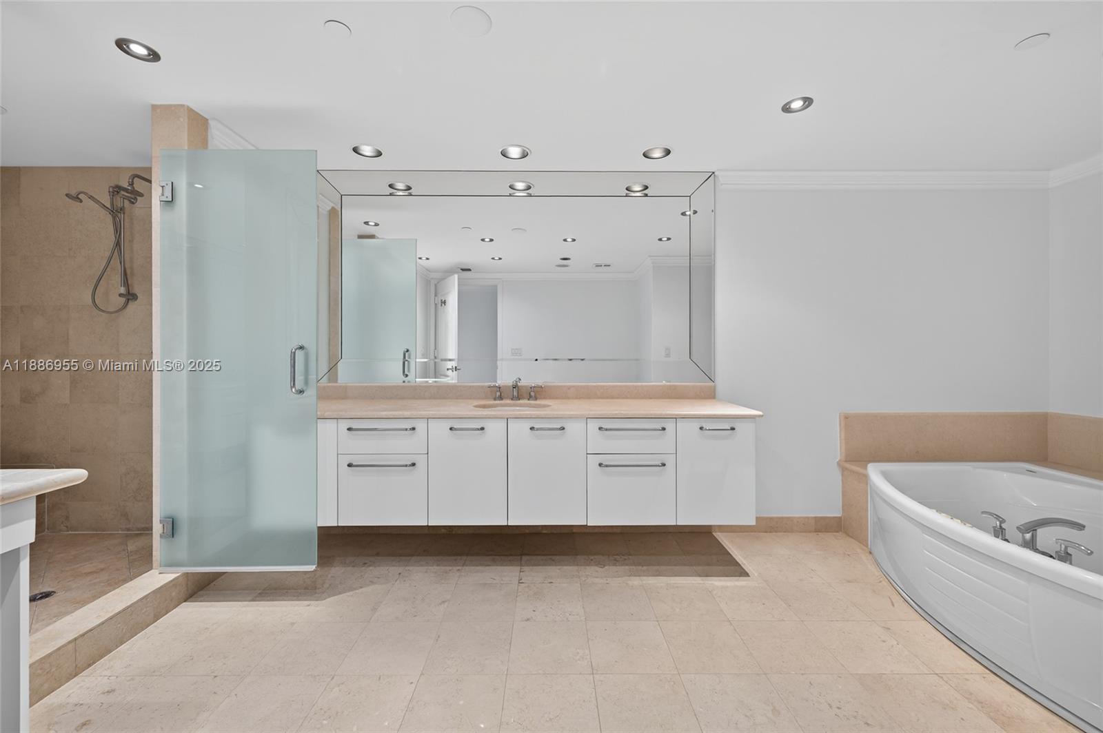 3101 S Ocean Dr #2403 Hollywood, FL 33019