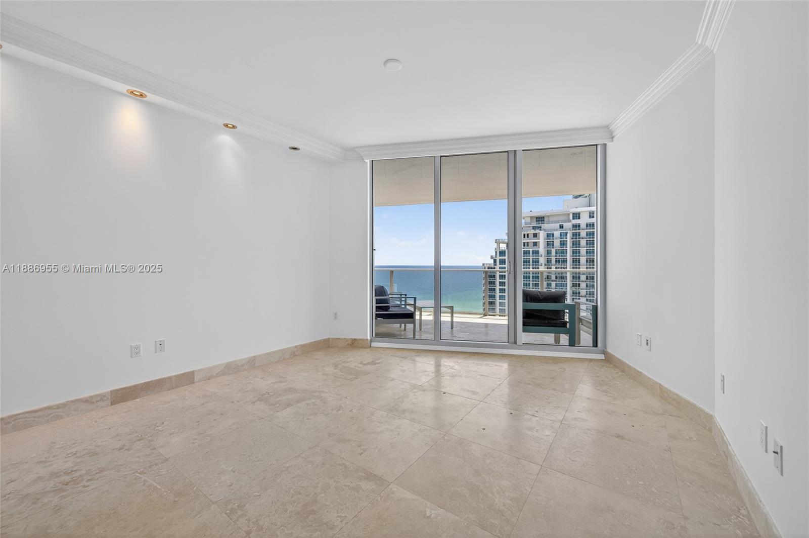 3101 S Ocean Dr #2403 Hollywood, FL 33019