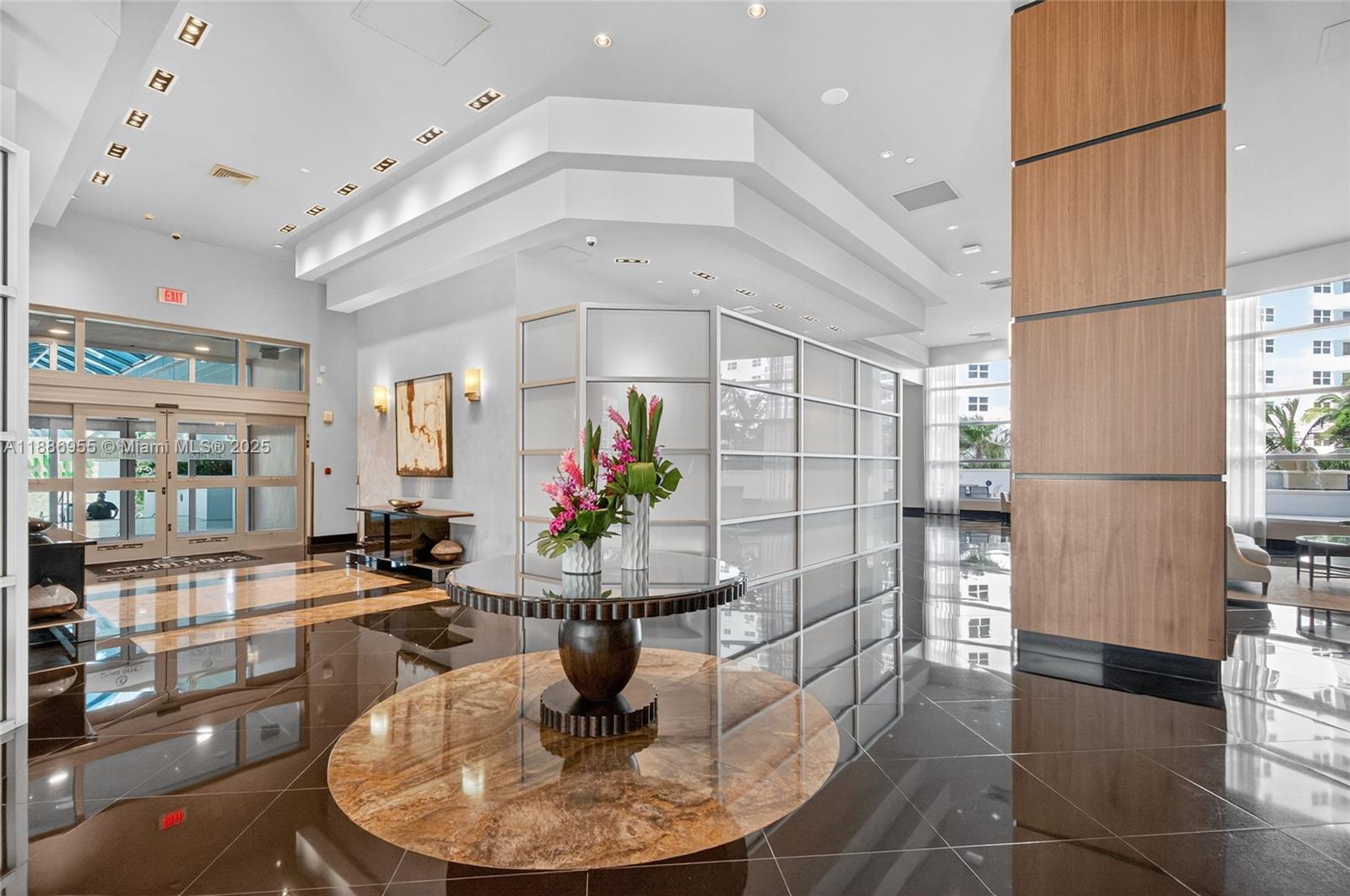 3101 S Ocean Dr #2403 Hollywood, FL 33019